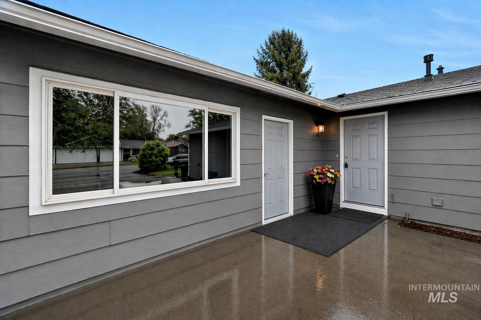 3554 W Hansen Ave, Boise, Idaho 83703, 3 Bedrooms, 2 Bathrooms, Residential For Sale, Price $499,888,MLS 98983587