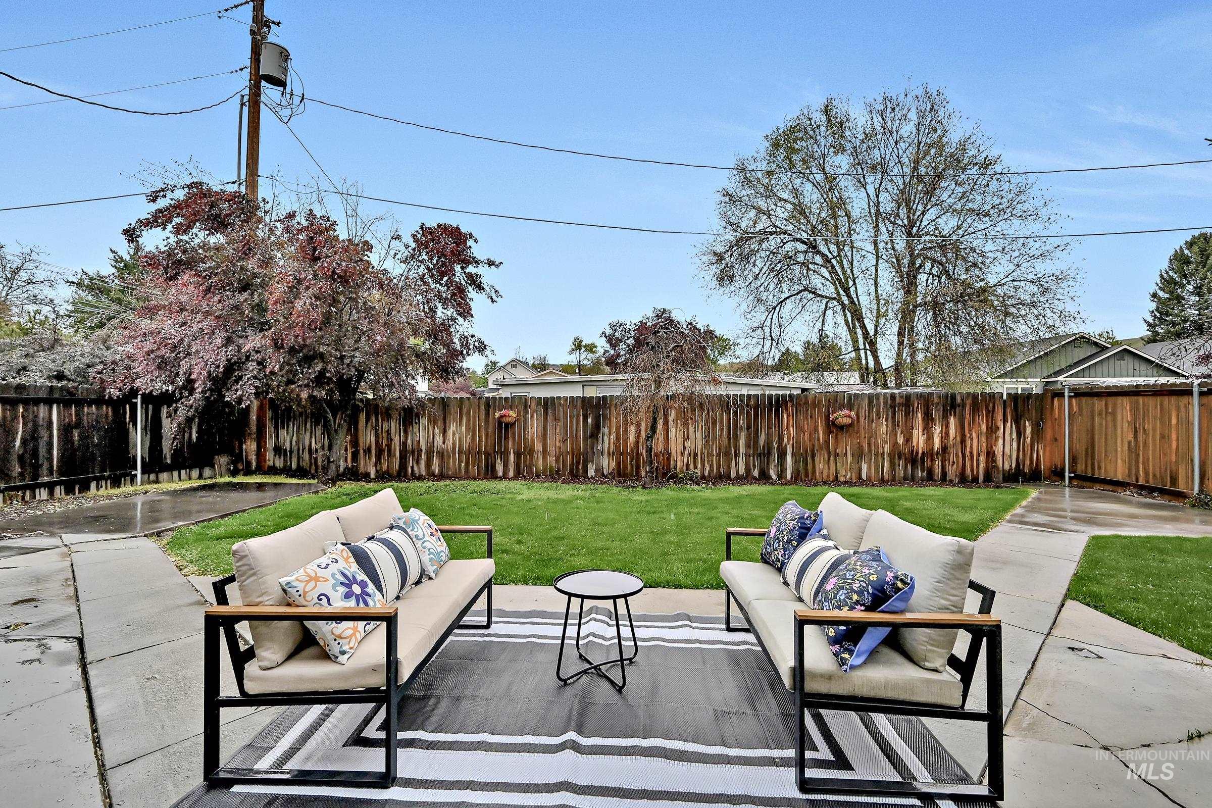 3554 W Hansen Ave, Boise, Idaho 83703, 3 Bedrooms, 2 Bathrooms, Residential For Sale, Price $499,888,MLS 98983587