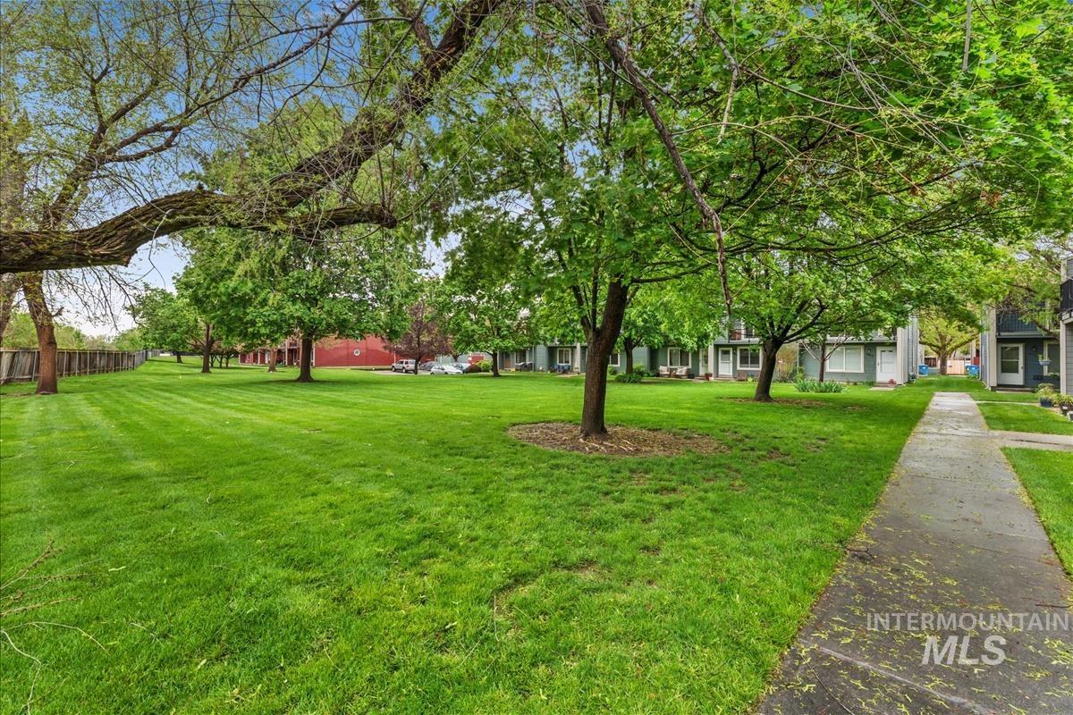 3087 S Norfolk Lane, Boise, Idaho 83706, 3 Bedrooms, 1.5 Bathrooms, Residential For Sale, Price $390,000,MLS 98983589