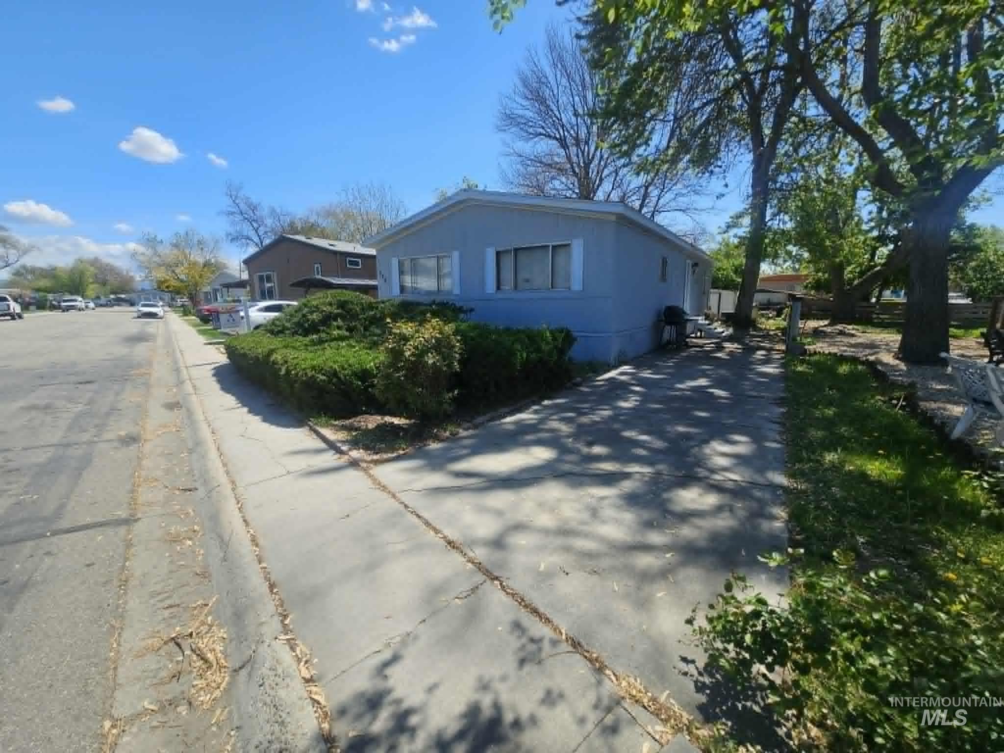 461 W Greenleaf St., Boise, Idaho 83713, 3 Bedrooms, 2 Bathrooms, Residential For Sale, Price $39,900, 98983590