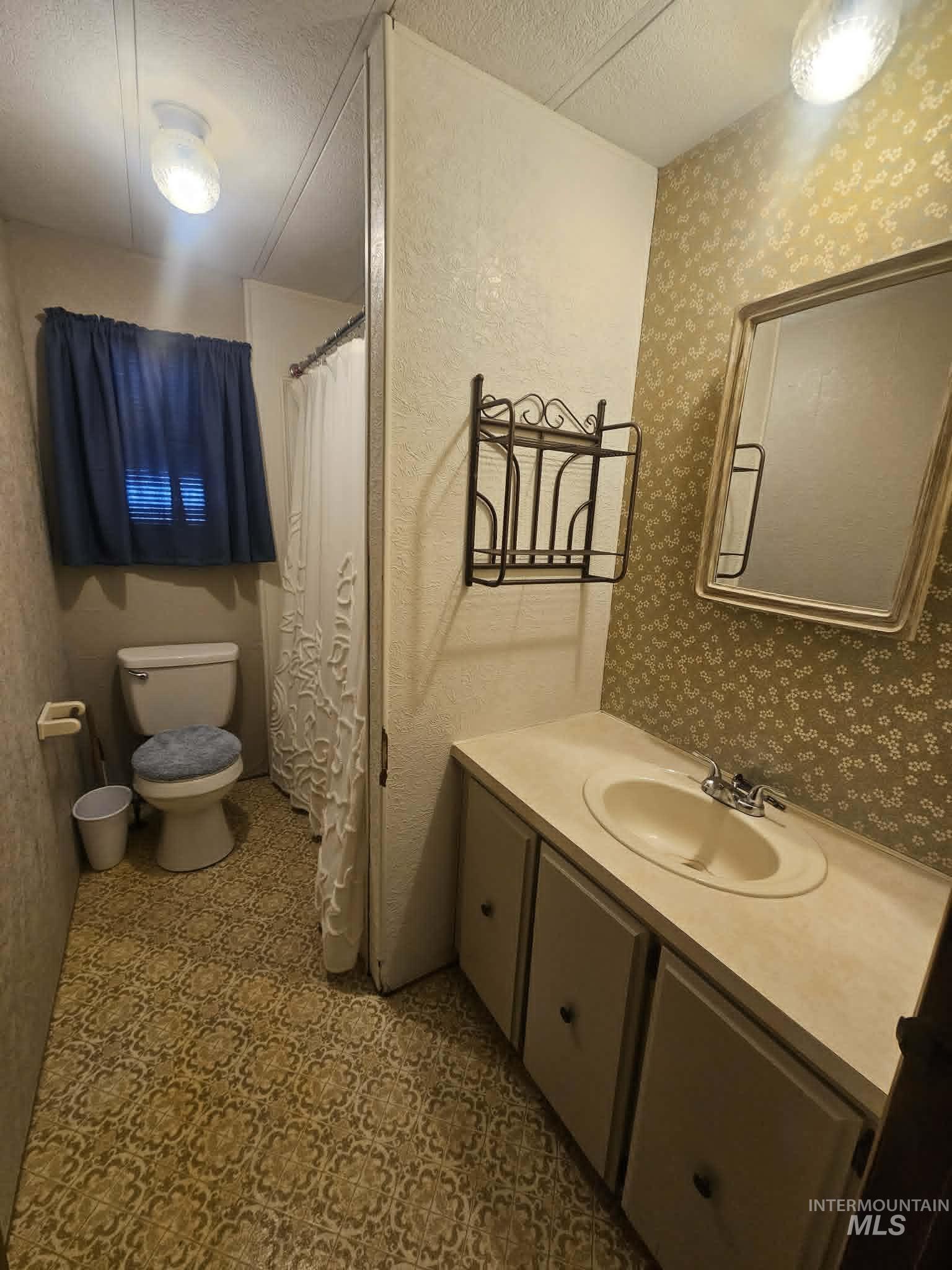 461 W Greenleaf St., Boise, Idaho 83713, 3 Bedrooms, 2 Bathrooms, Residential For Sale, Price $39,900, 98983590