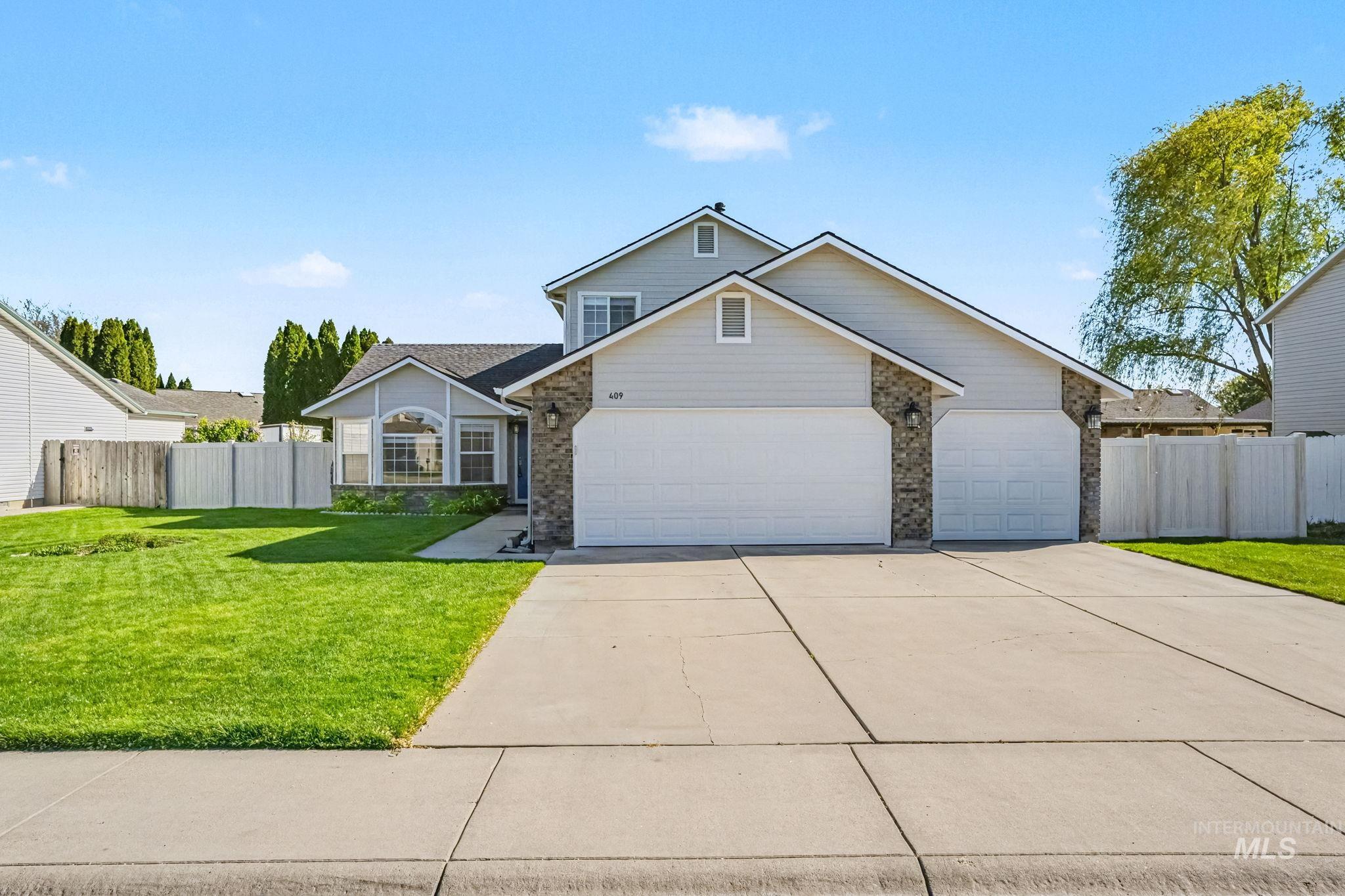 409 S Valley Dr, Nampa, Idaho 83686-2996, 4 Bedrooms, 3 Bathrooms, Residential For Sale, Price $399,950, 98983592
