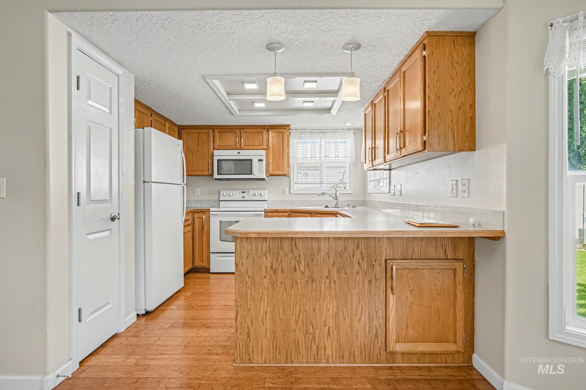 409 S Valley Dr, Nampa, Idaho 83686-2996, 4 Bedrooms, 3 Bathrooms, Residential For Sale, Price $399,950, 98983592