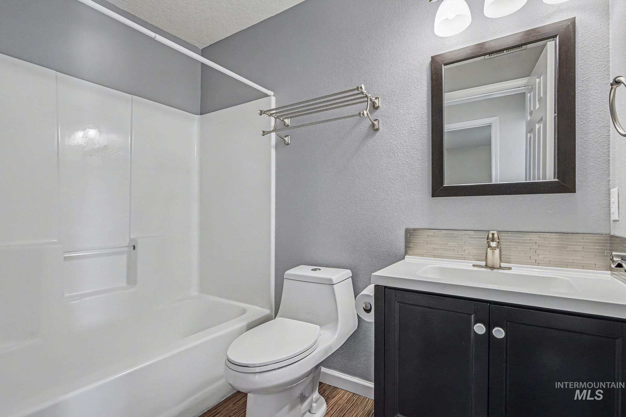 409 S Valley Dr, Nampa, Idaho 83686-2996, 4 Bedrooms, 3 Bathrooms, Residential For Sale, Price $399,950, 98983592