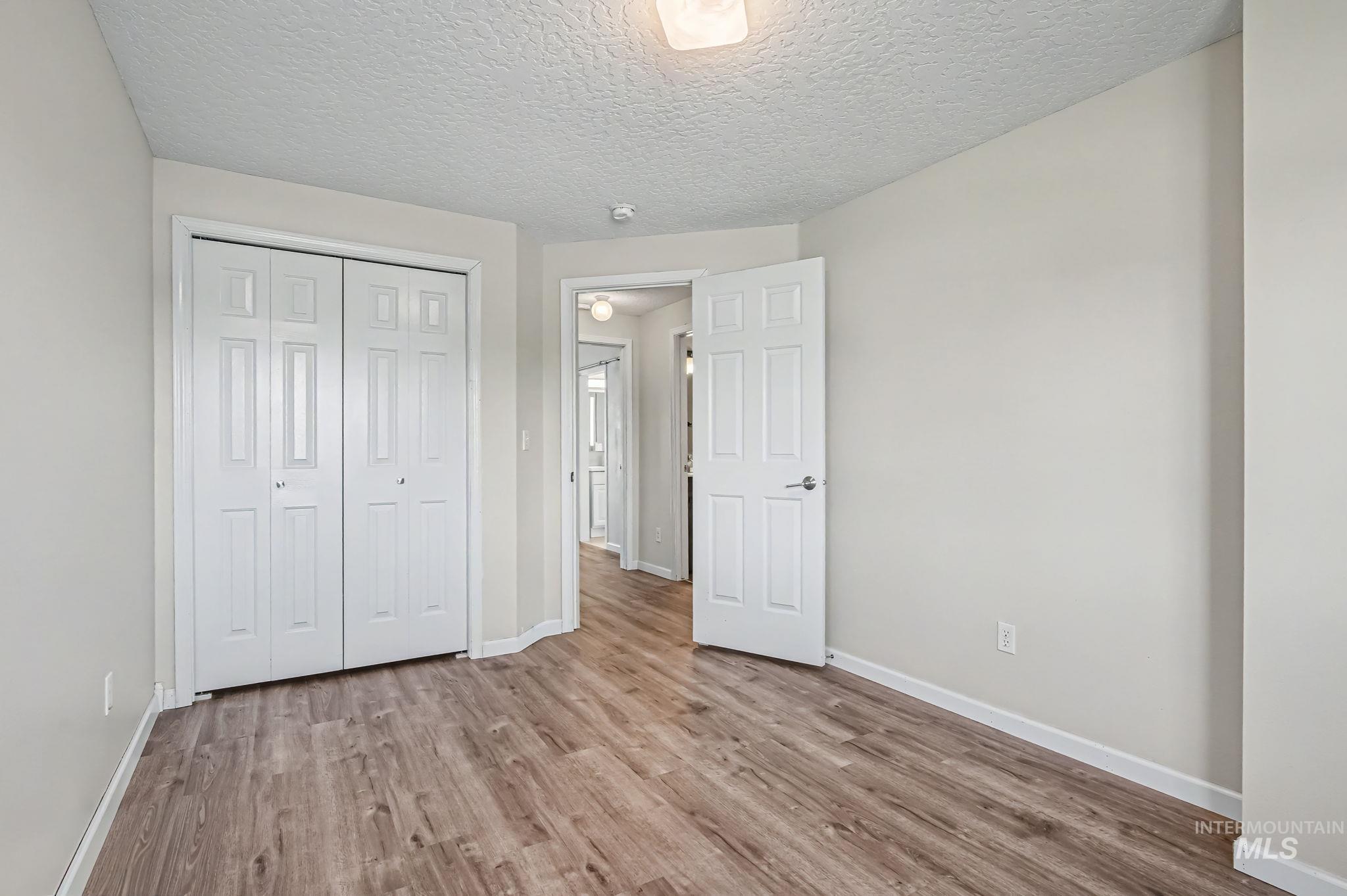 409 S Valley Dr, Nampa, Idaho 83686-2996, 4 Bedrooms, 3 Bathrooms, Residential For Sale, Price $399,950, 98983592