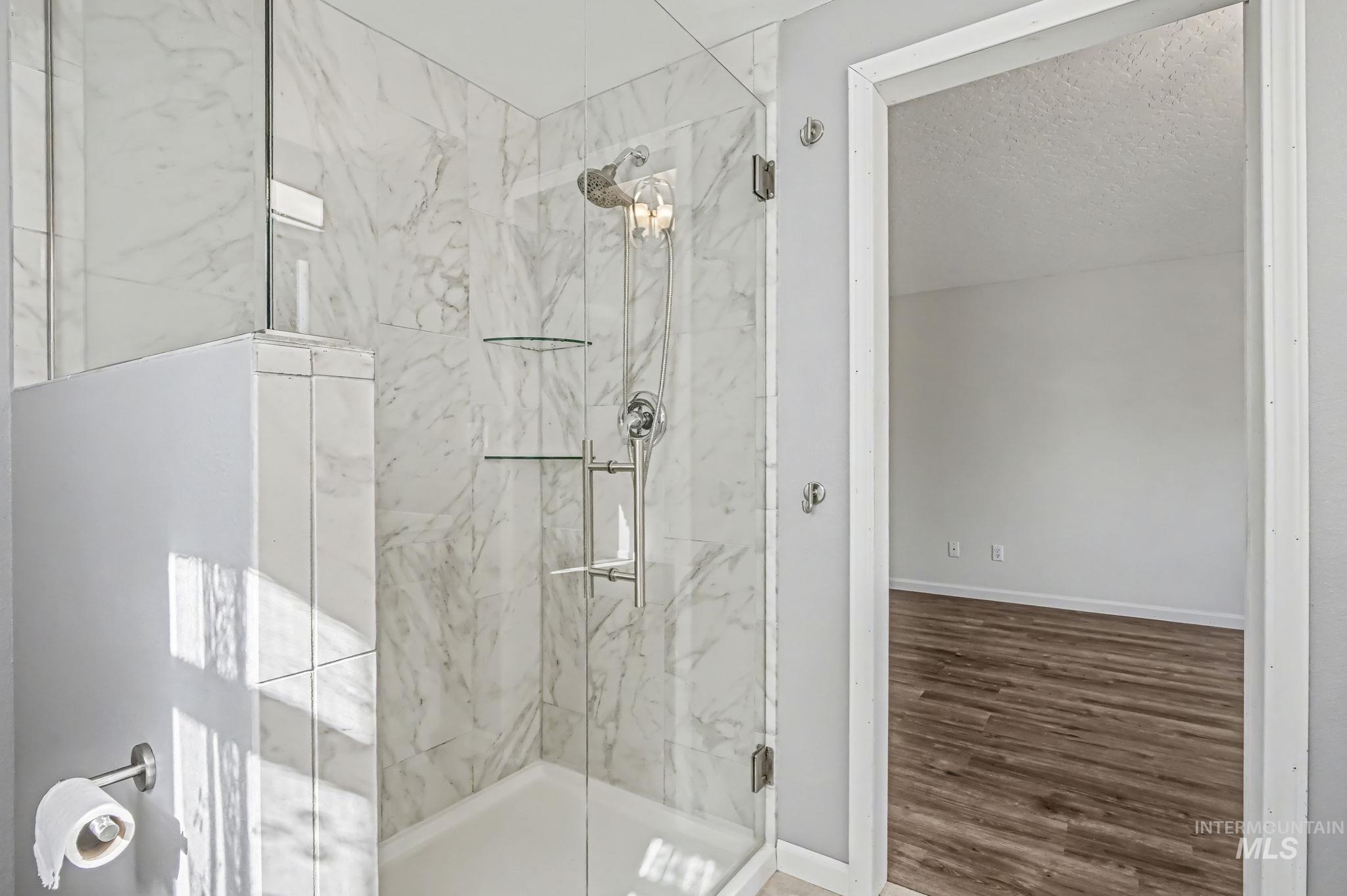 409 S Valley Dr, Nampa, Idaho 83686-2996, 4 Bedrooms, 3 Bathrooms, Residential For Sale, Price $399,950, 98983592