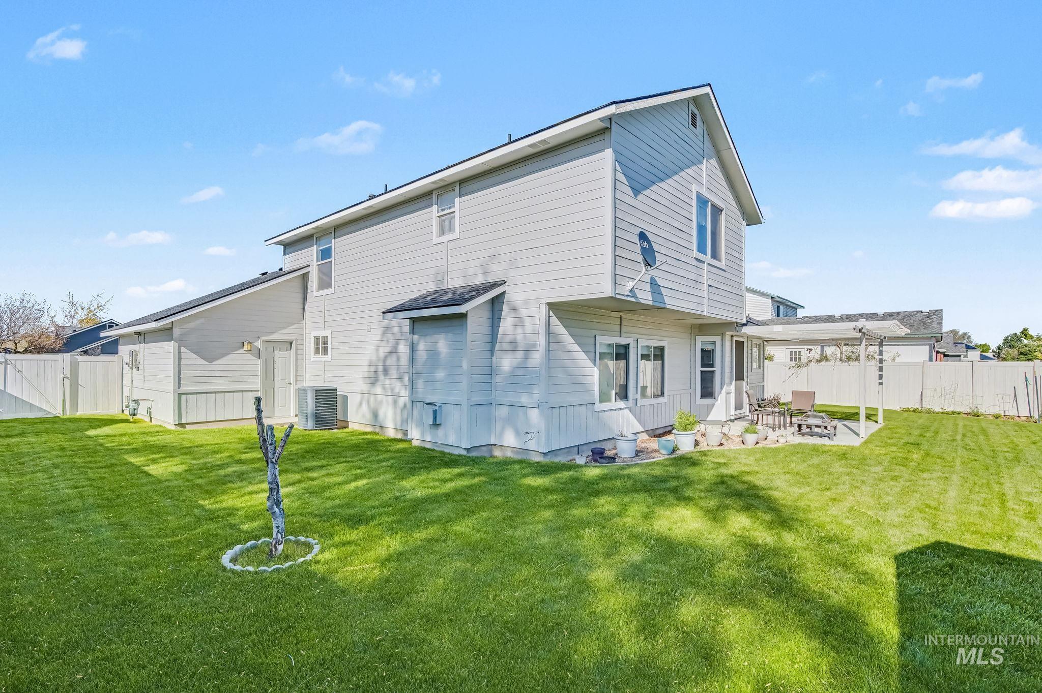 409 S Valley Dr, Nampa, Idaho 83686-2996, 4 Bedrooms, 3 Bathrooms, Residential For Sale, Price $399,950, 98983592