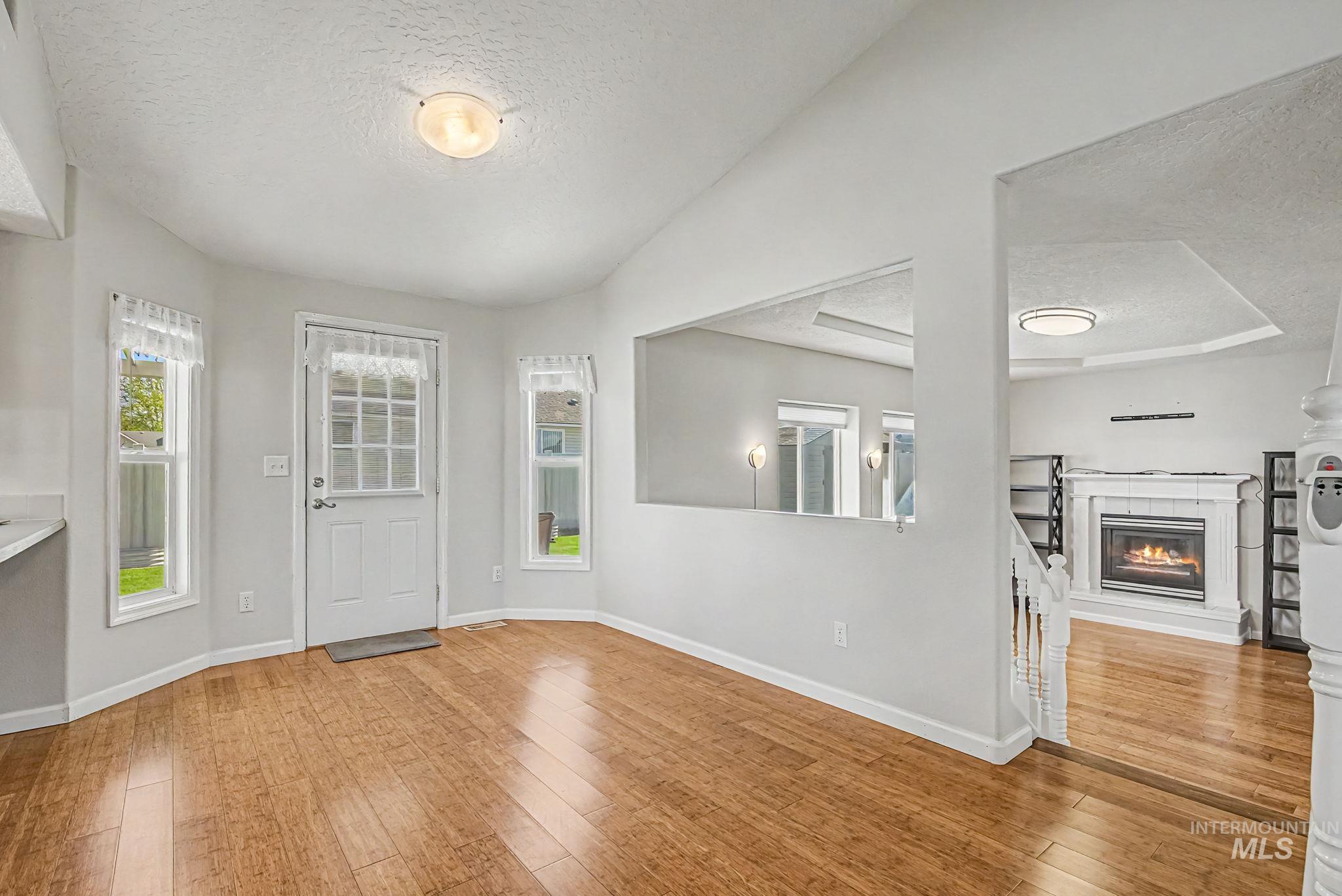 409 S Valley Dr, Nampa, Idaho 83686-2996, 4 Bedrooms, 3 Bathrooms, Residential For Sale, Price $399,950, 98983592