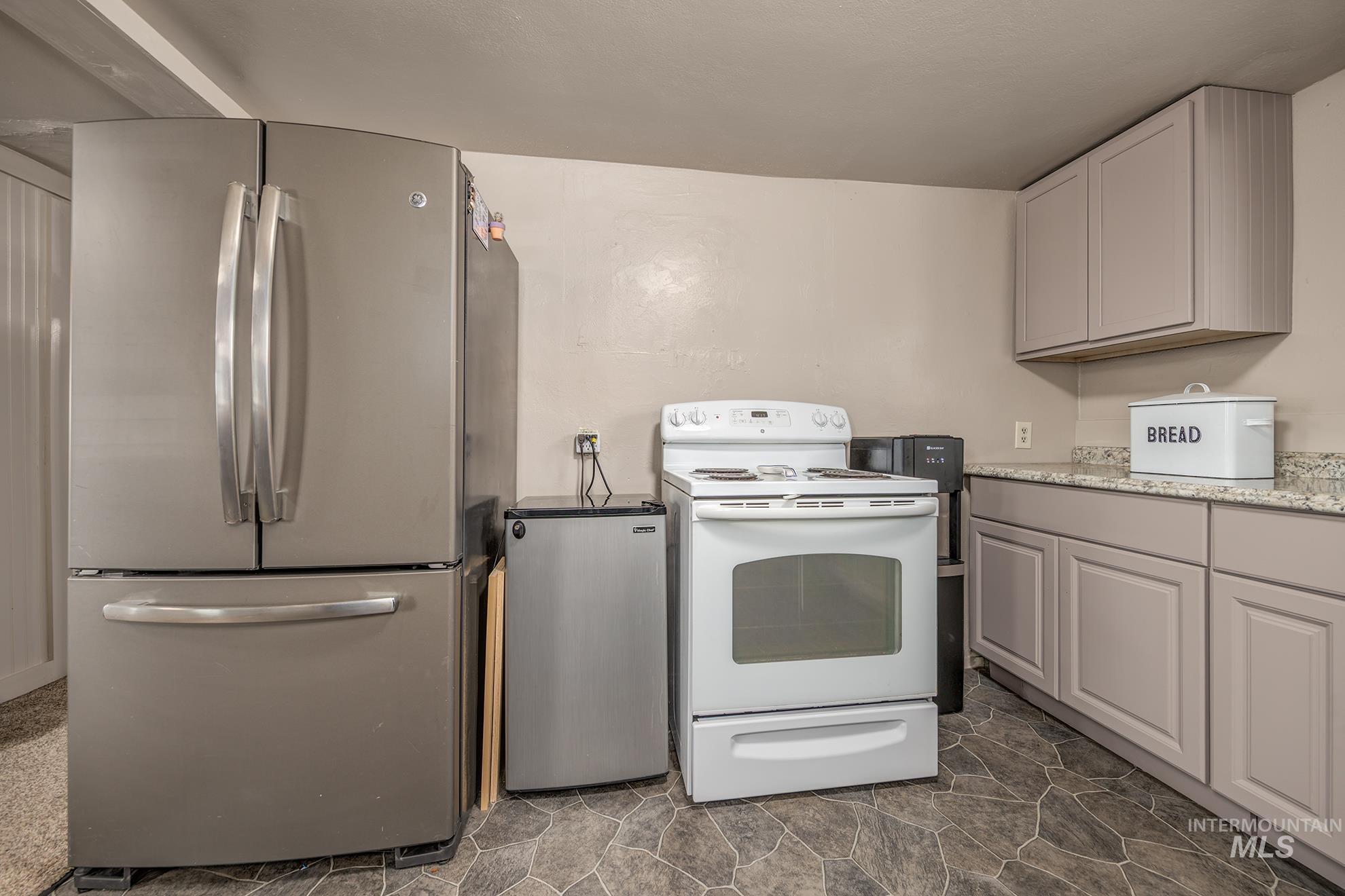 162 Short St. N, Vale, Oregon 97918, 2 Bedrooms, 1 Bathroom, Residential For Sale, Price $175,000, 98983595