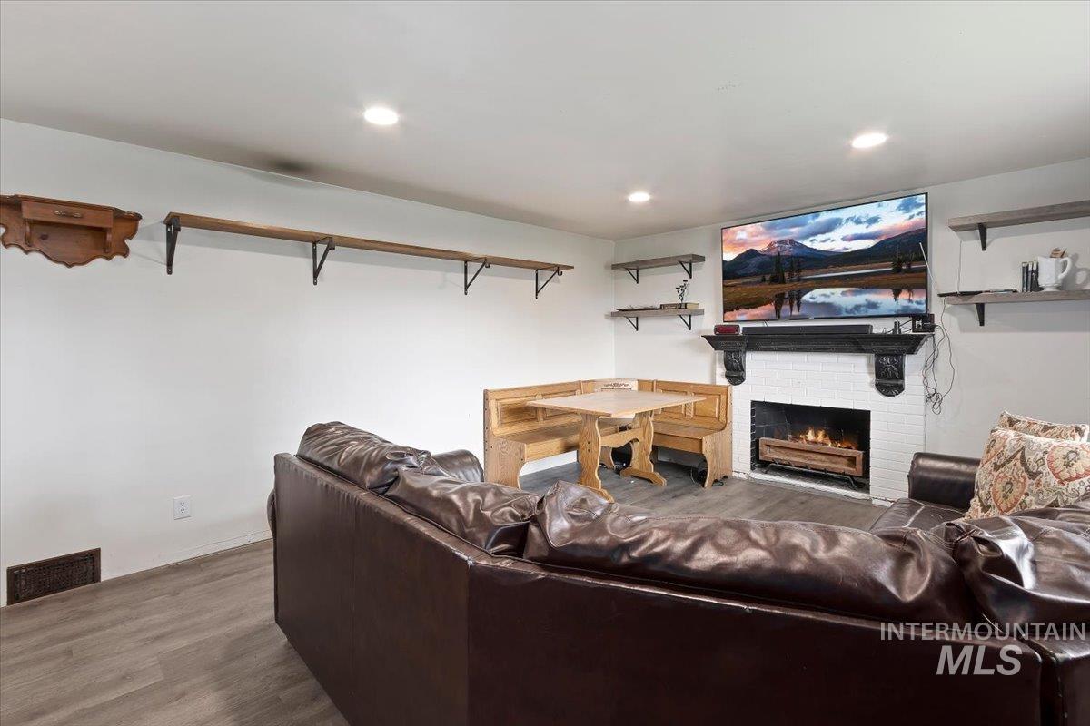 705 Grant Ave, Twin Falls, Idaho 83301-4021, 2 Bedrooms, 1 Bathroom, Residential For Sale, Price $289,900, 98983599