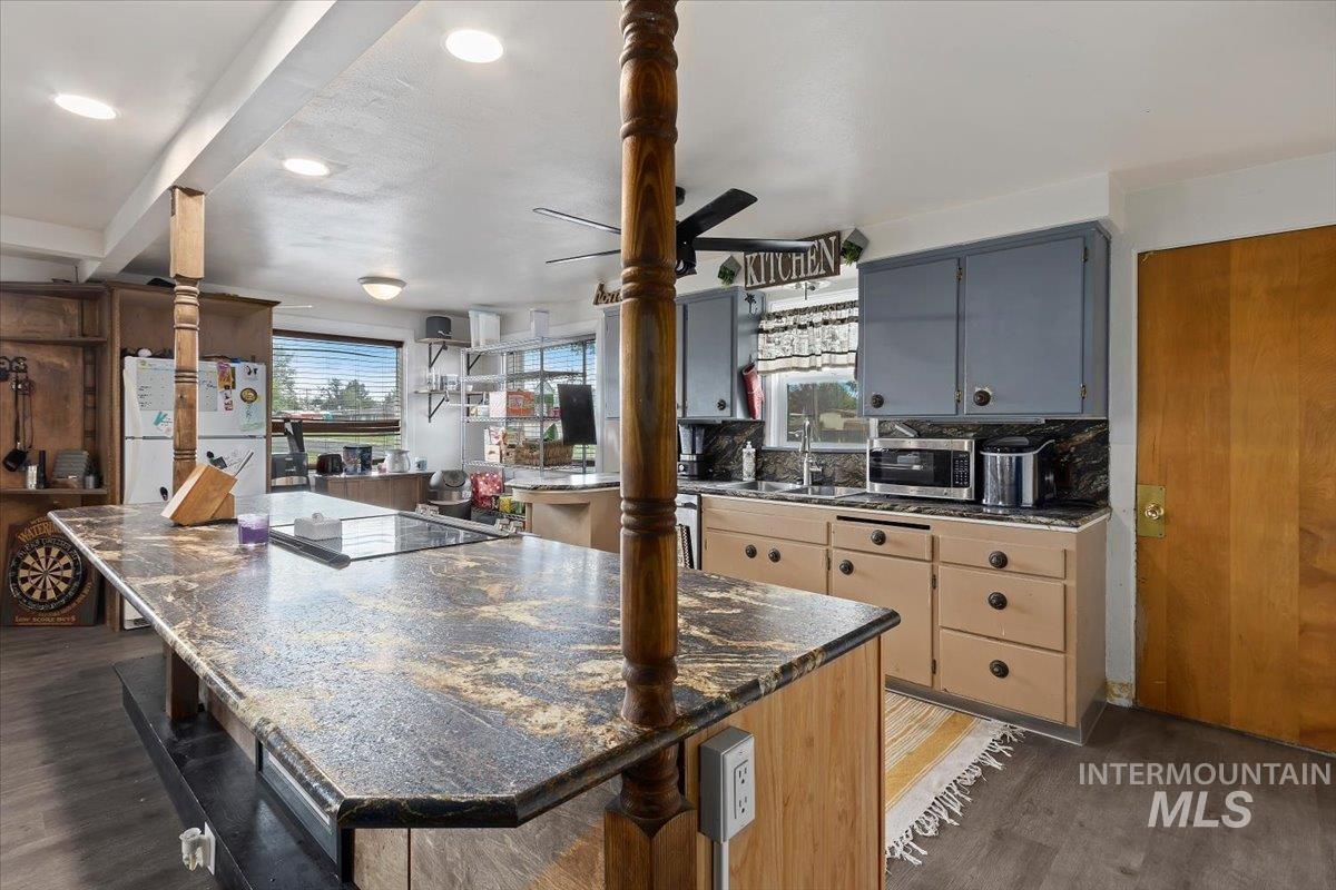 705 Grant Ave, Twin Falls, Idaho 83301-4021, 2 Bedrooms, 1 Bathroom, Residential For Sale, Price $289,900, 98983599