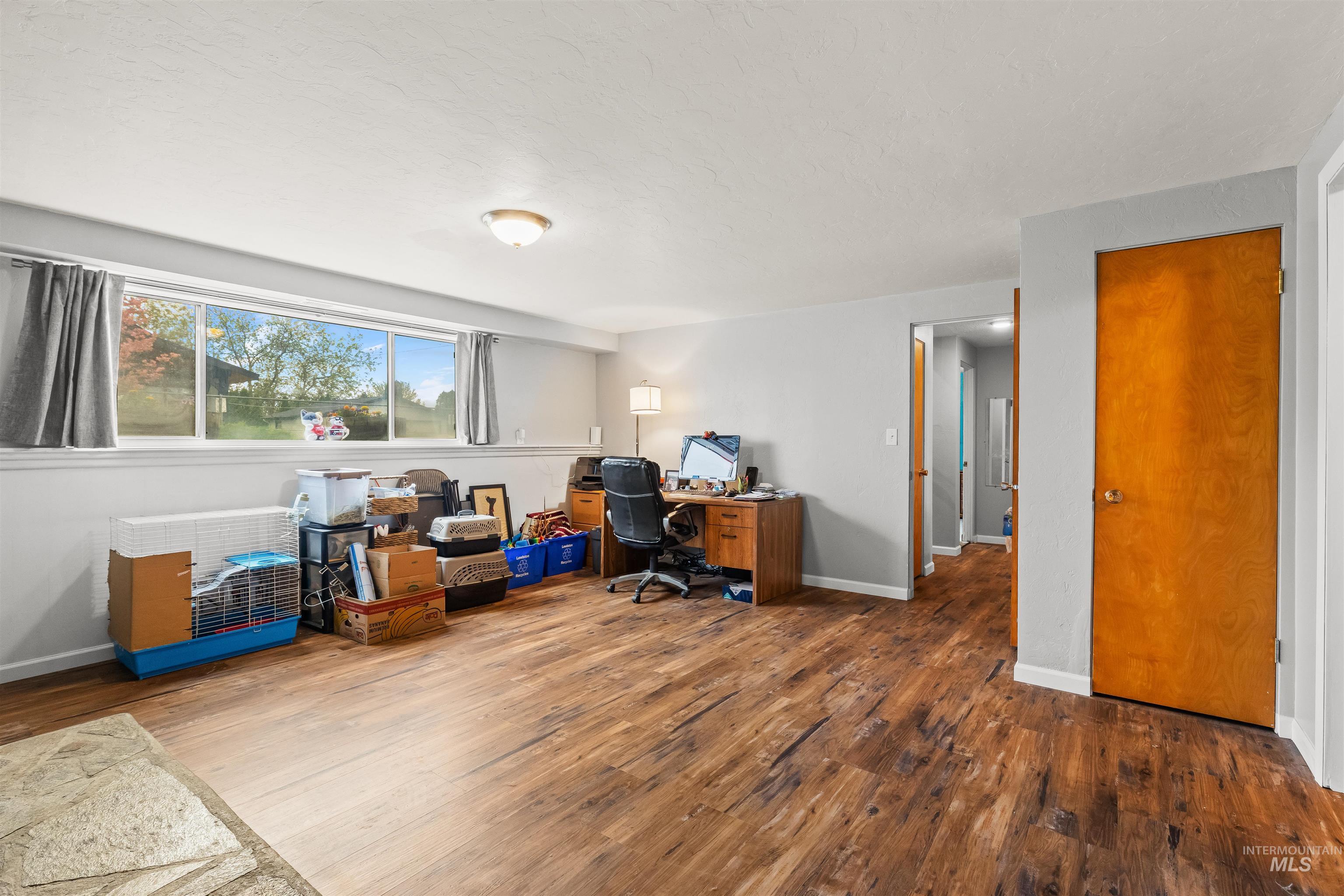 1409 Hemlock Ave, Lewiston, Idaho 83501, 5 Bedrooms, 2 Bathrooms, Residential For Sale, Price $420,000,MLS 98983601