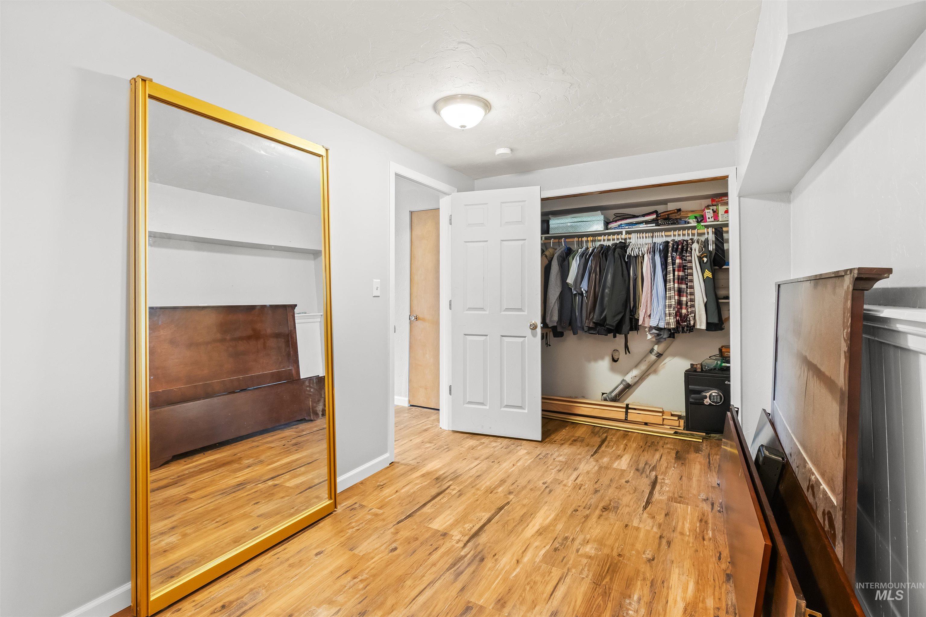 1409 Hemlock Ave, Lewiston, Idaho 83501, 5 Bedrooms, 2 Bathrooms, Residential For Sale, Price $420,000,MLS 98983601