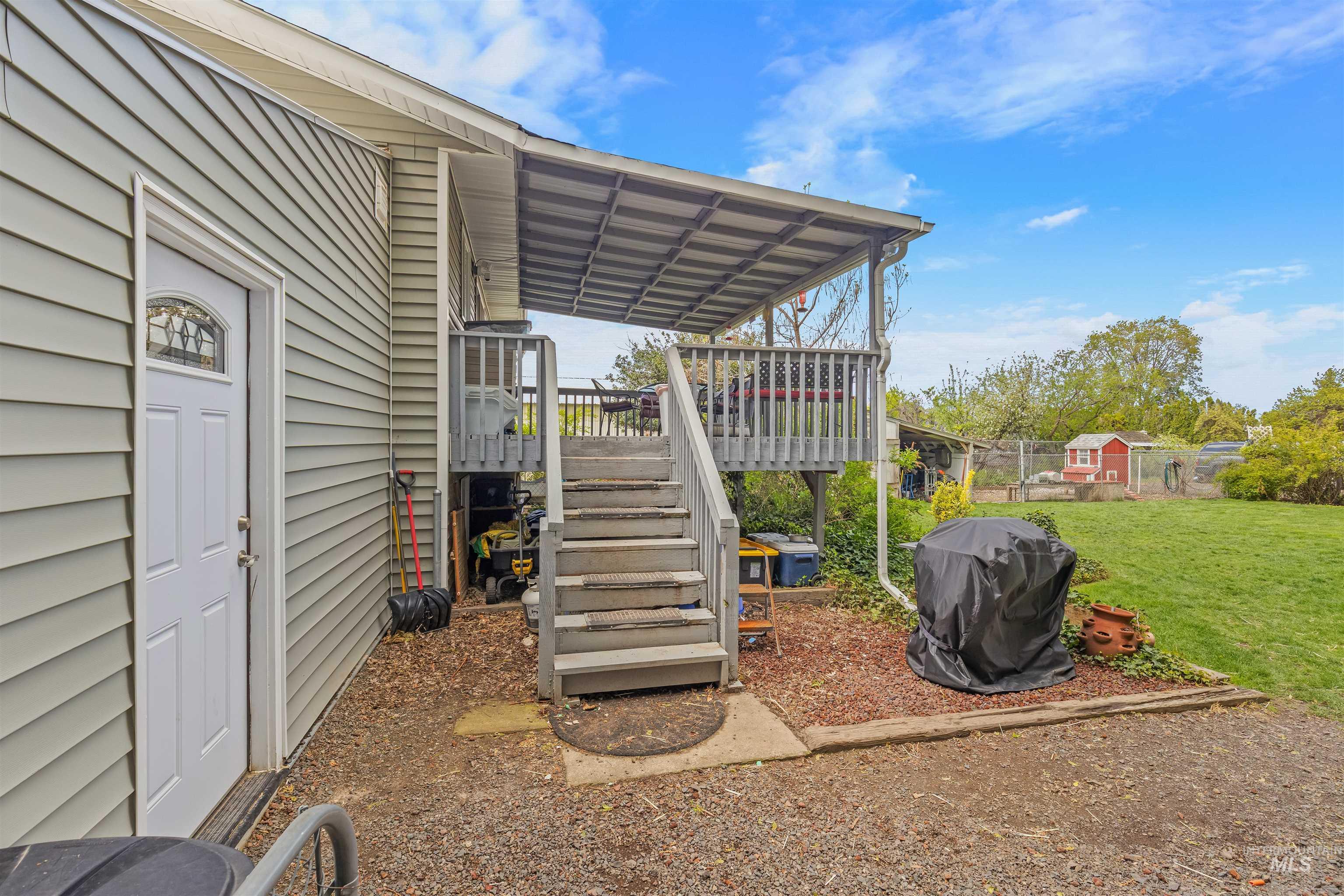 1409 Hemlock Ave, Lewiston, Idaho 83501, 5 Bedrooms, 2 Bathrooms, Residential For Sale, Price $420,000,MLS 98983601