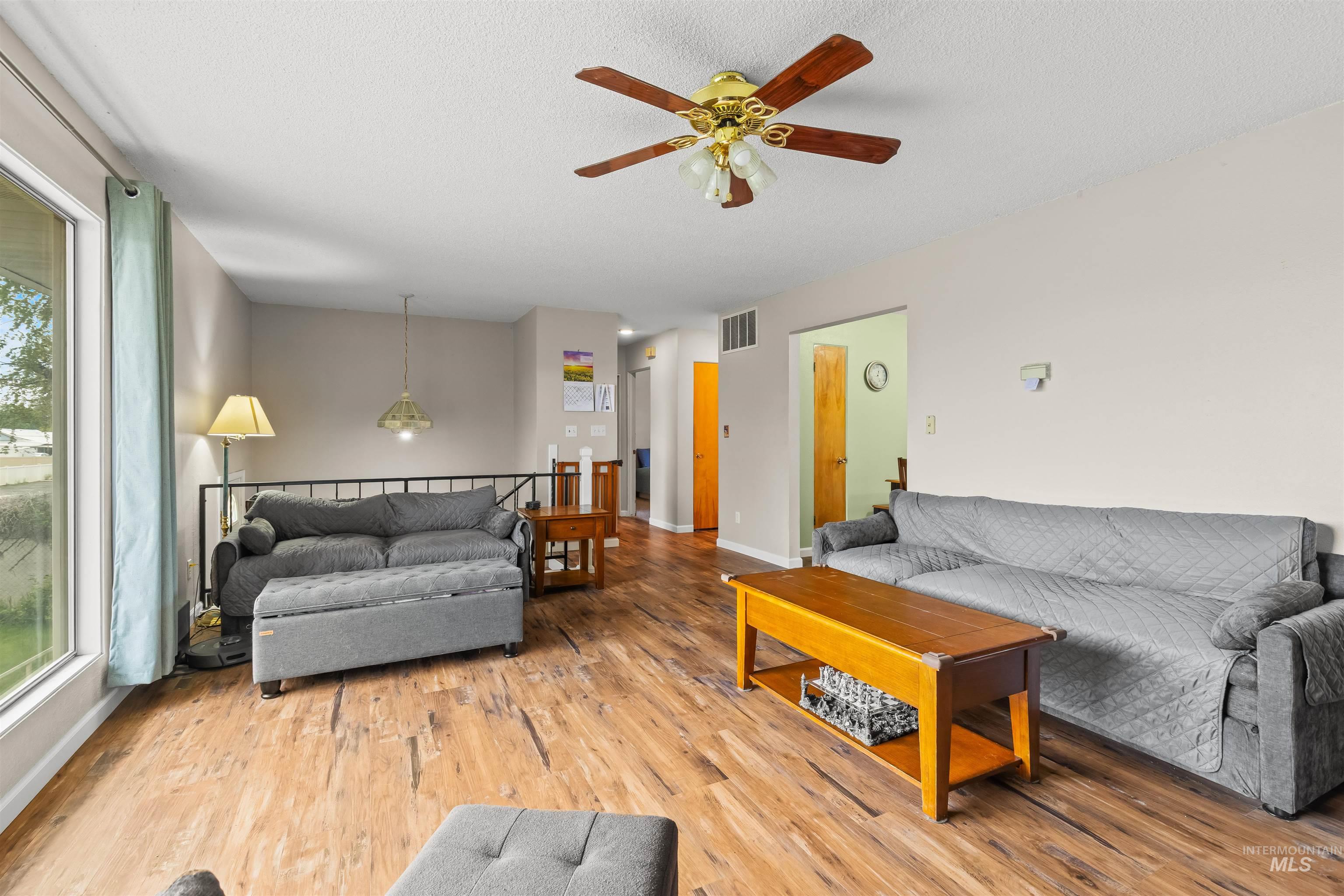 1409 Hemlock Ave, Lewiston, Idaho 83501, 5 Bedrooms, 2 Bathrooms, Residential For Sale, Price $420,000,MLS 98983601