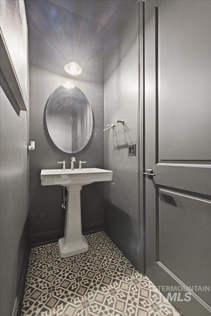 7896 Deerfawn Ln, Eagle, Idaho 83616, 4 Bedrooms, 4.5 Bathrooms, Residential For Sale, Price $1,898,000, 98983602