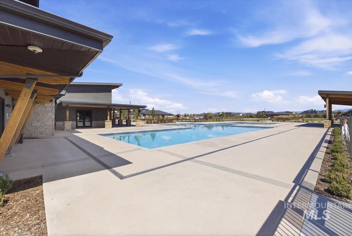 7896 W Deerfawn Ln, Eagle, Idaho 83616, 4 Bedrooms, 4.5 Bathrooms, Residential For Sale, Price $1,898,000,MLS 98983602