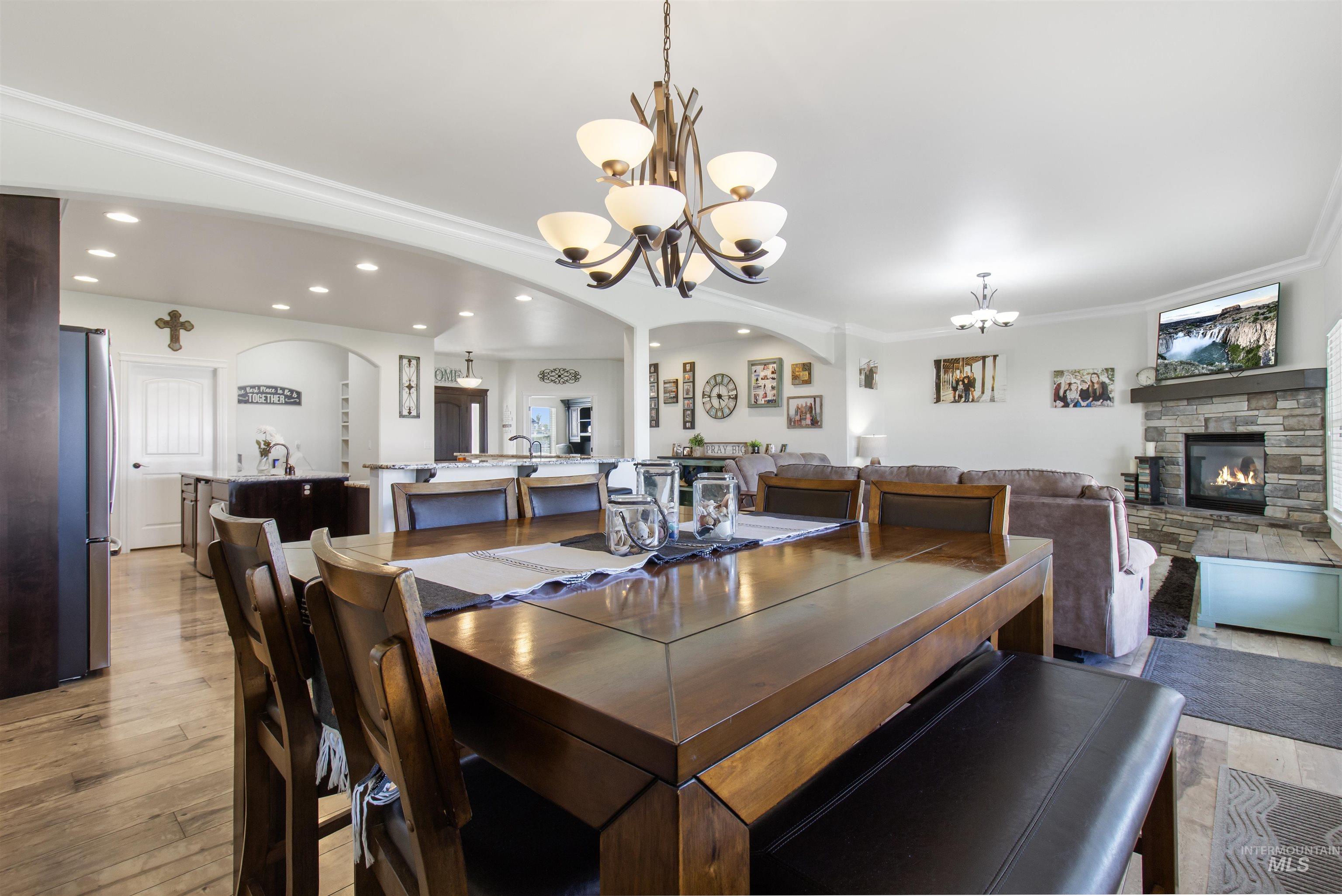 2464 E 3719, Twin Falls, Idaho 83301, 5 Bedrooms, 3.5 Bathrooms, Residential For Sale, Price $899,000, 98983606