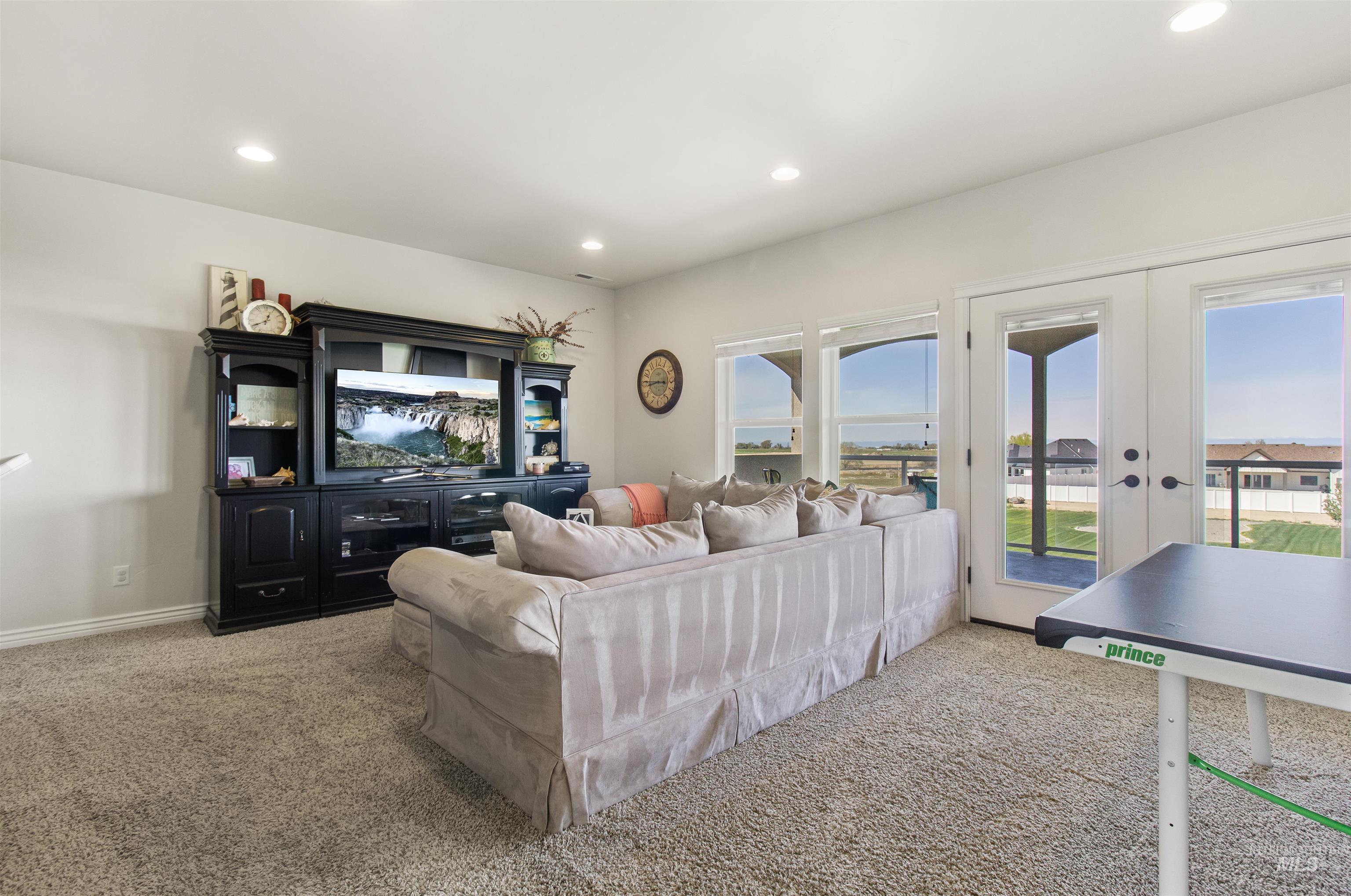 2464 E 3719, Twin Falls, Idaho 83301, 5 Bedrooms, 3.5 Bathrooms, Residential For Sale, Price $899,000, 98983606