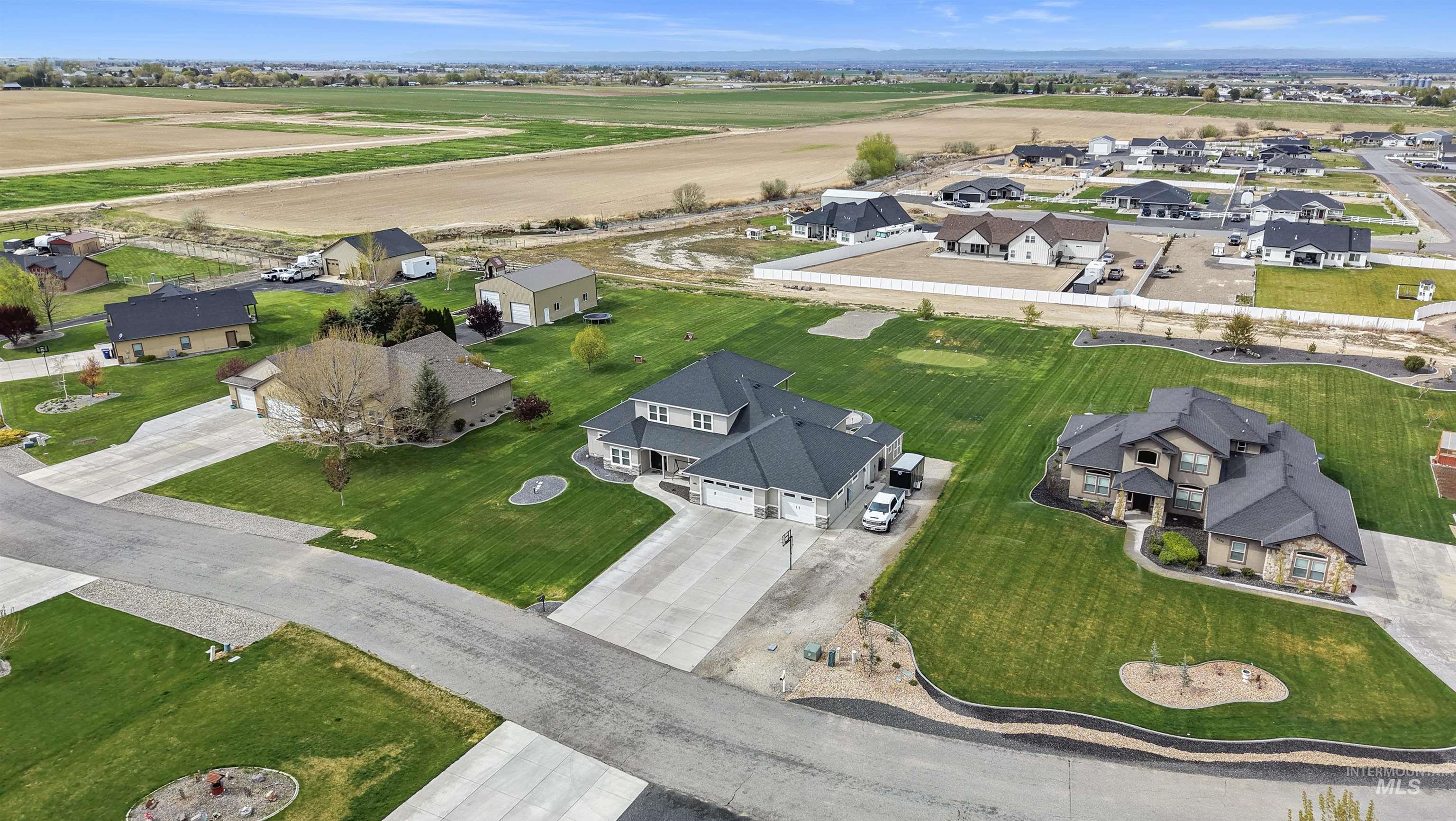 2464 E 3719, Twin Falls, Idaho 83301, 5 Bedrooms, 3.5 Bathrooms, Residential For Sale, Price $899,000, 98983606