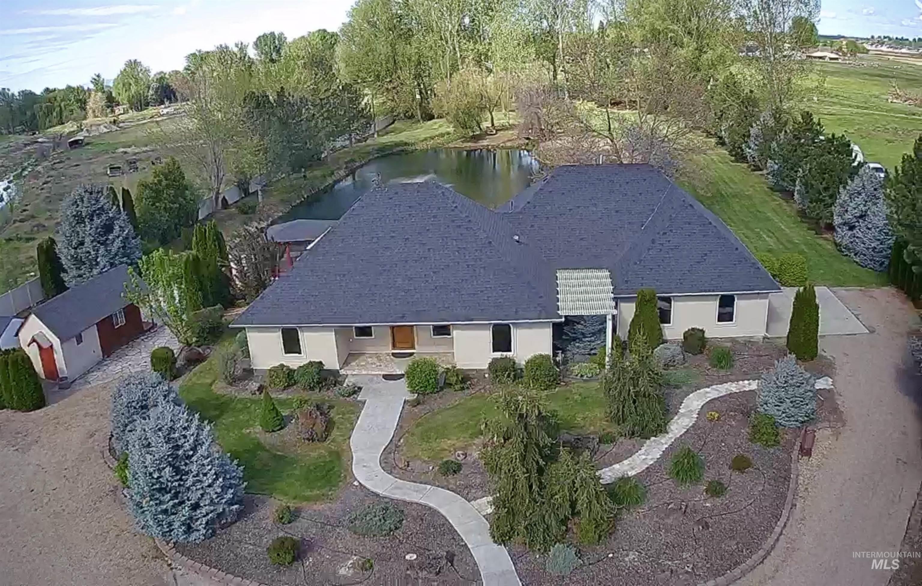 23113 Lansing Lane, Middleton, Idaho 83644, 3 Bedrooms, 2 Bathrooms, Residential For Sale, Price $905,000,MLS 98983608
