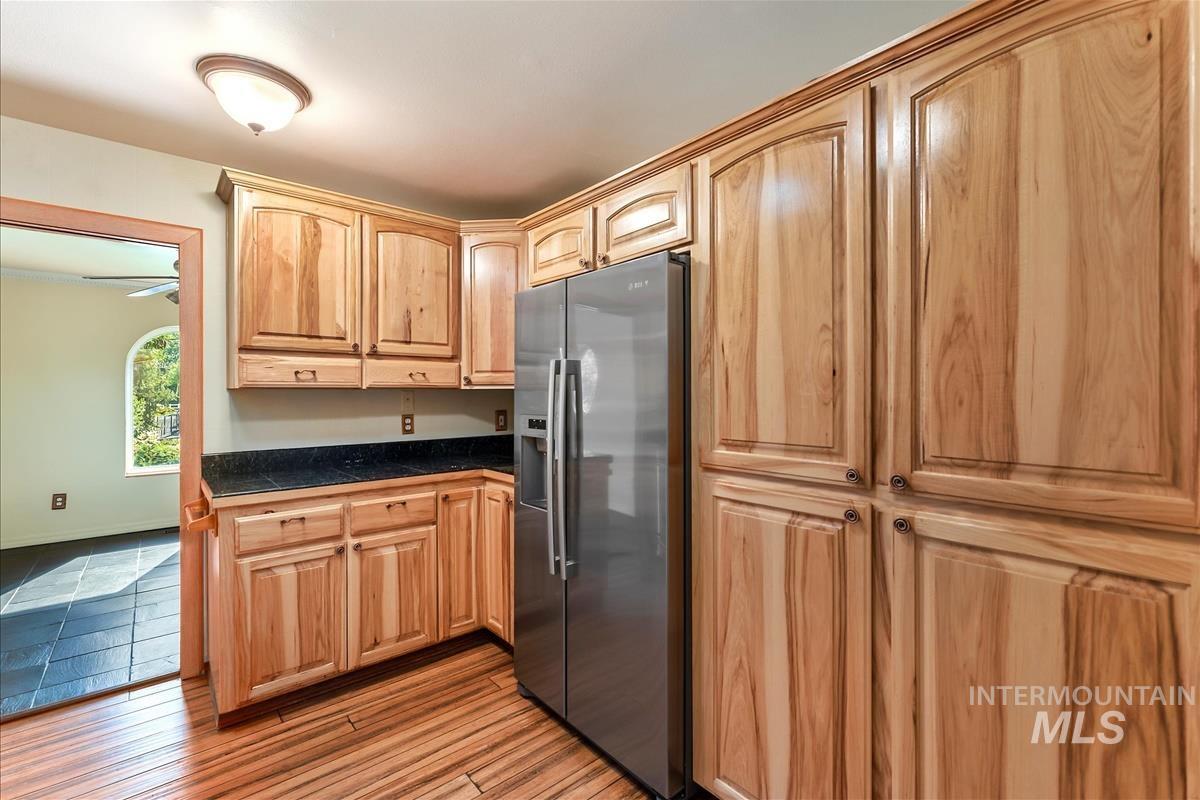 23113 Lansing Lane, Middleton, Idaho 83644, 3 Bedrooms, 2 Bathrooms, Residential For Sale, Price $905,000,MLS 98983608
