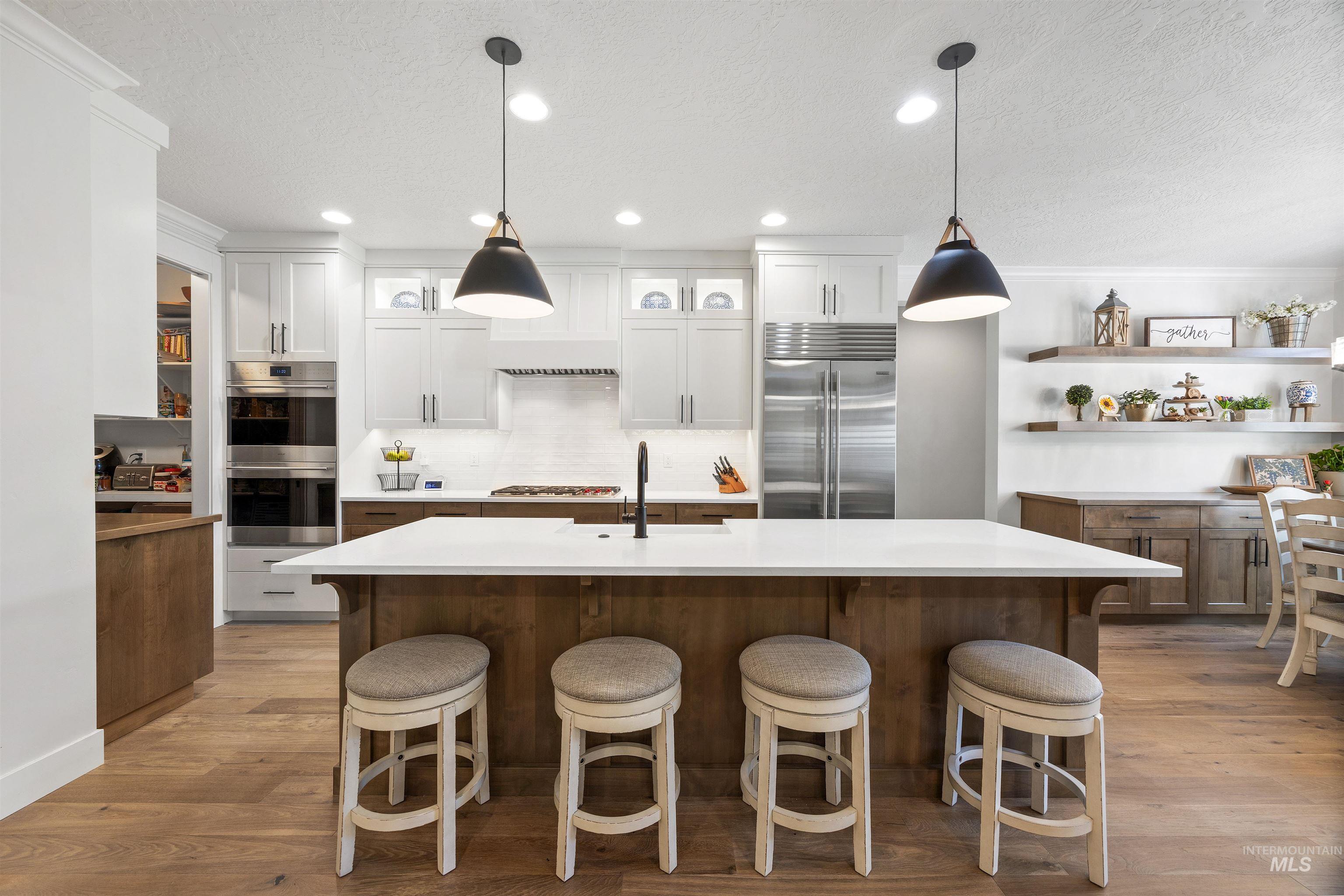 1360 E Azan St, Meridian, Idaho 83646-7725, 3 Bedrooms, 3 Bathrooms, Residential For Sale, Price $889,777,MLS 98983609