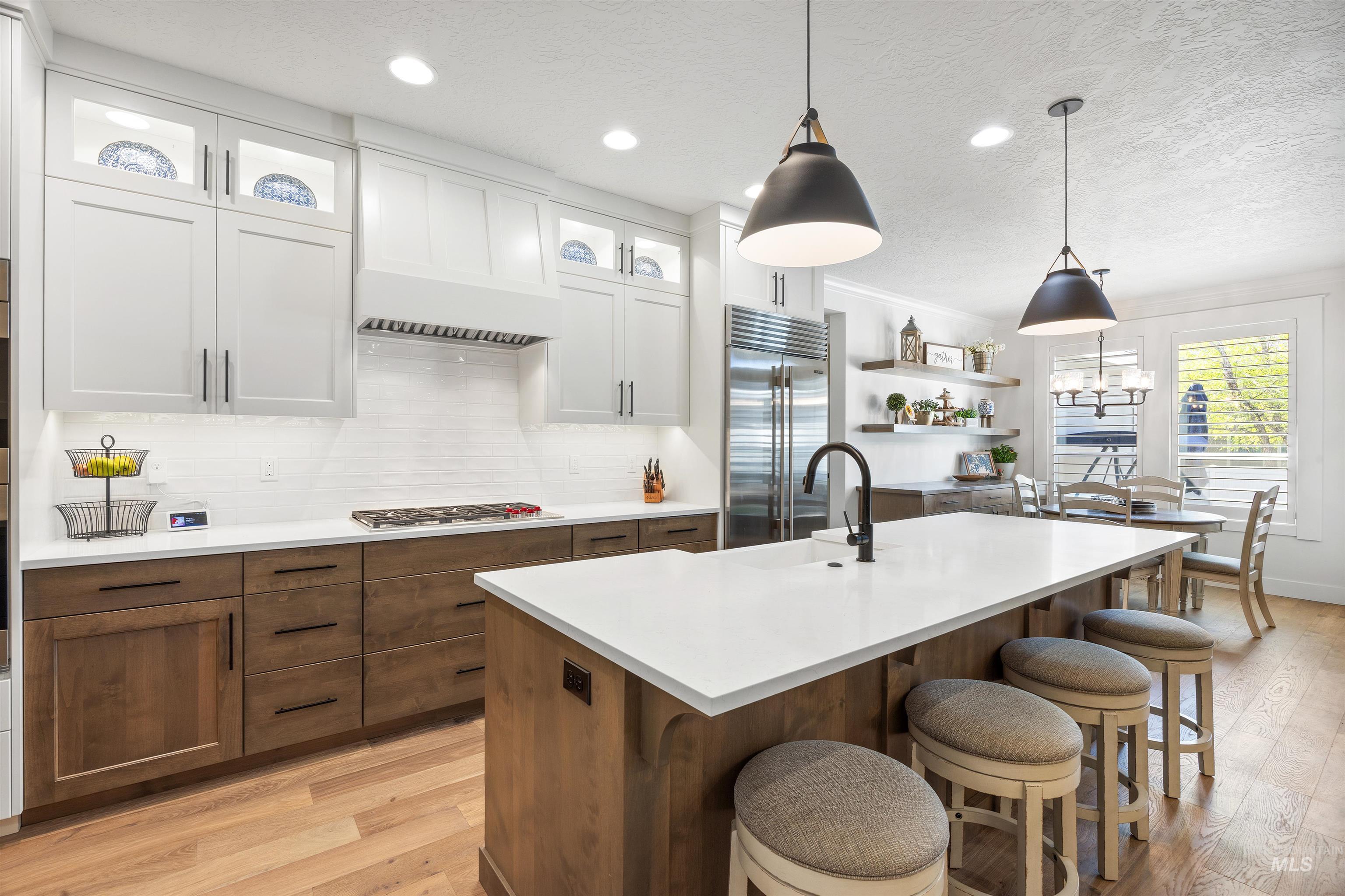 1360 E Azan St, Meridian, Idaho 83646-7725, 3 Bedrooms, 3 Bathrooms, Residential For Sale, Price $889,777,MLS 98983609