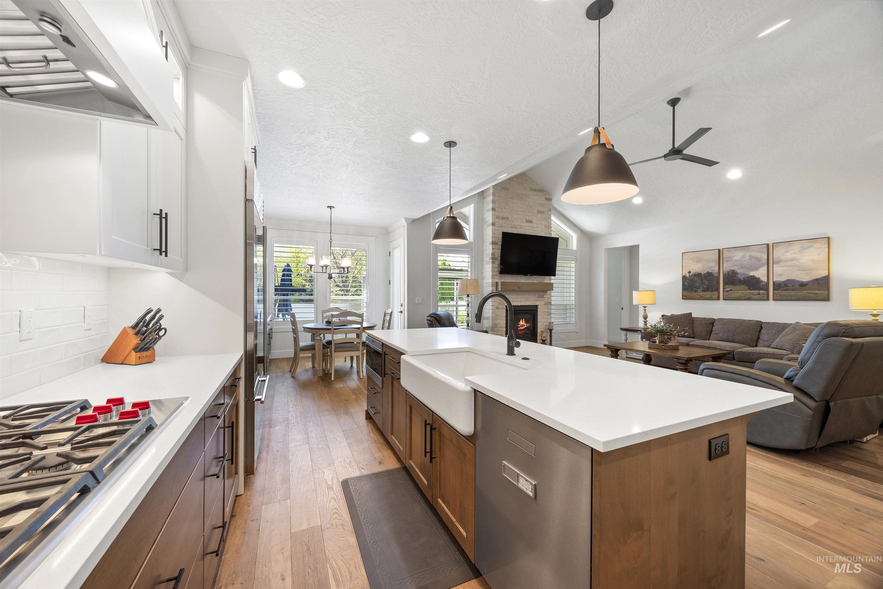 1360 E Azan St, Meridian, Idaho 83646-7725, 3 Bedrooms, 3 Bathrooms, Residential For Sale, Price $889,777, 98983609