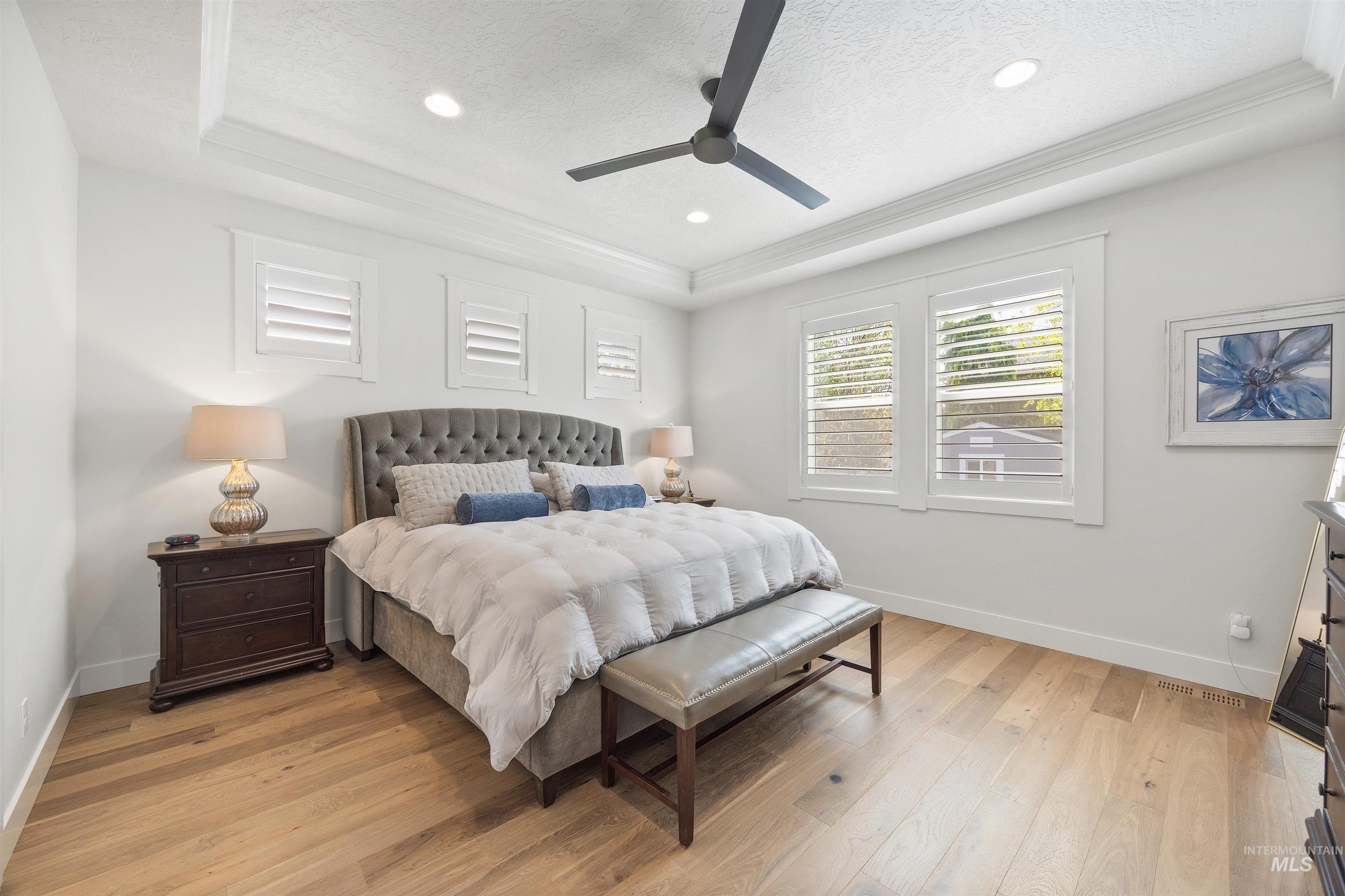 1360 E Azan St, Meridian, Idaho 83646-7725, 3 Bedrooms, 3 Bathrooms, Residential For Sale, Price $889,777,MLS 98983609