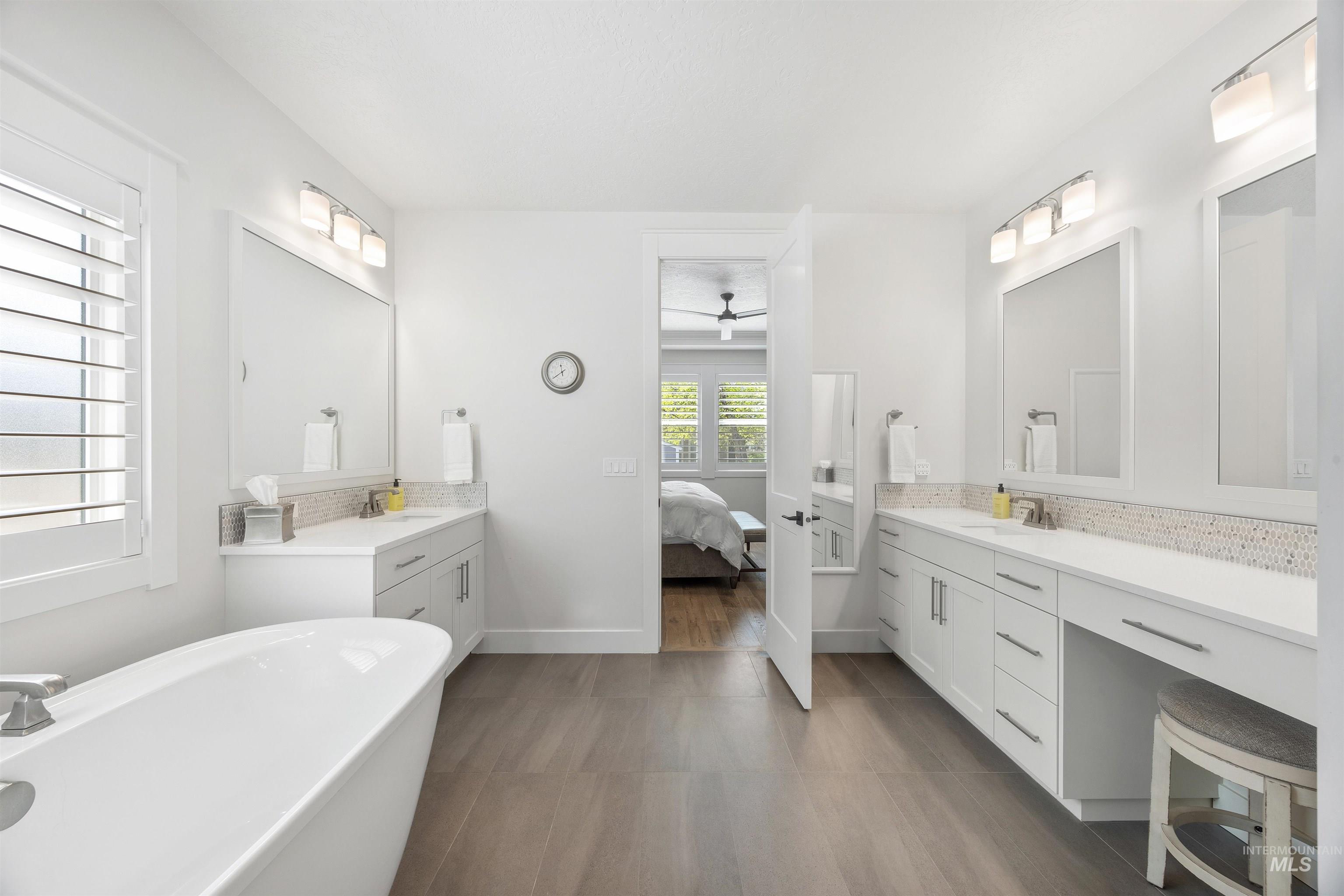 1360 E Azan St, Meridian, Idaho 83646-7725, 3 Bedrooms, 3 Bathrooms, Residential For Sale, Price $889,777,MLS 98983609