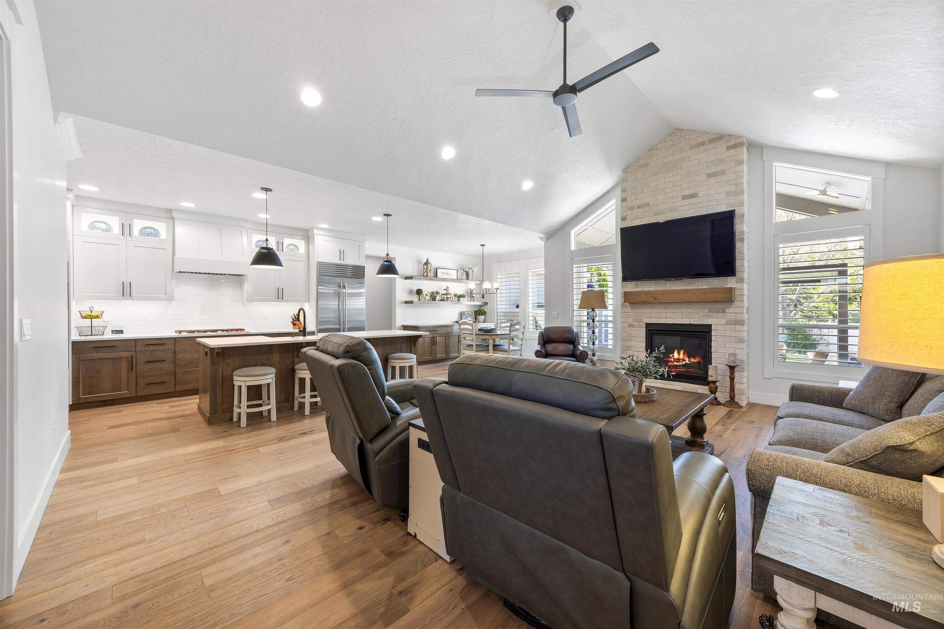 1360 E Azan St, Meridian, Idaho 83646-7725, 3 Bedrooms, 3 Bathrooms, Residential For Sale, Price $889,777, 98983609