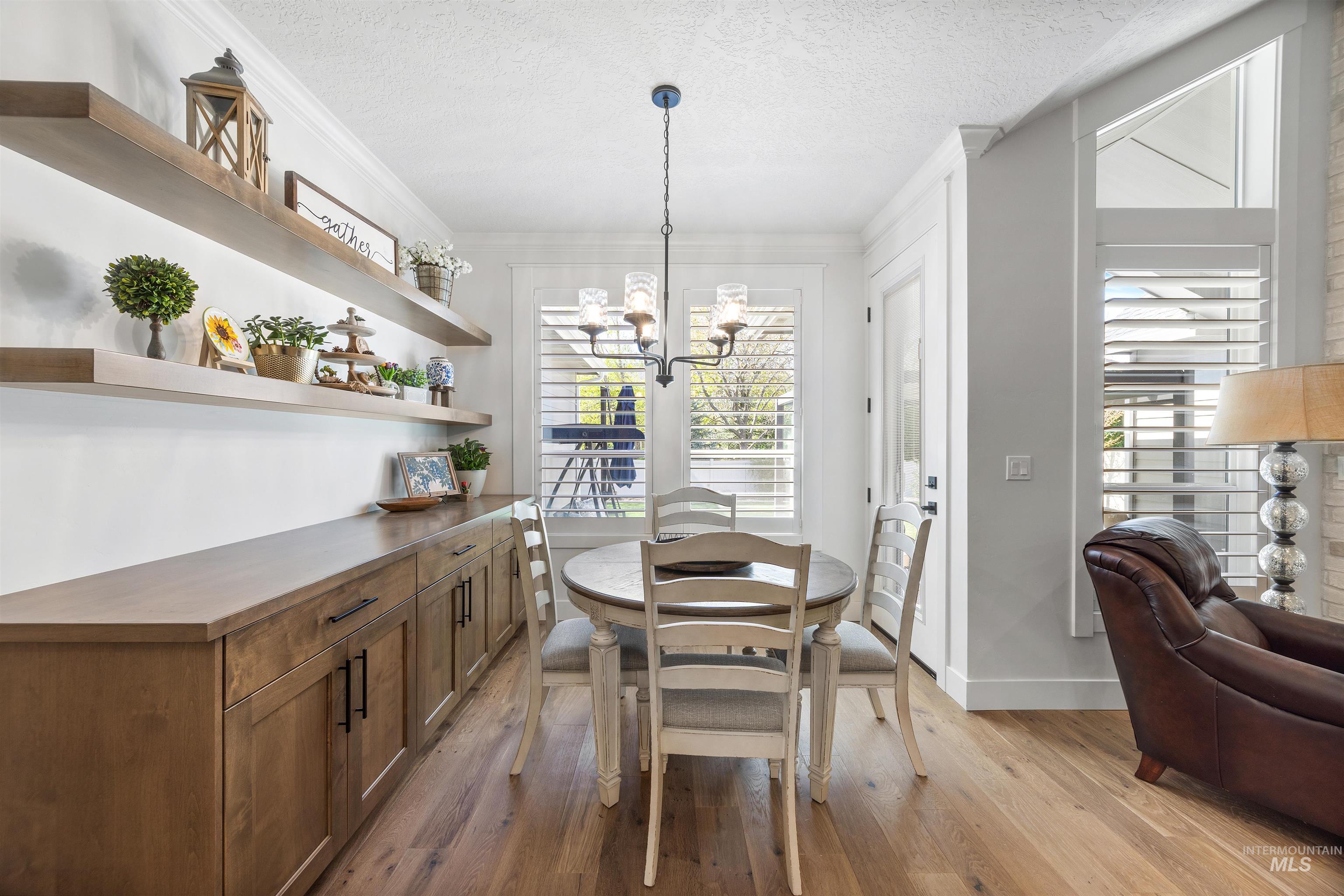 1360 E Azan St, Meridian, Idaho 83646-7725, 3 Bedrooms, 3 Bathrooms, Residential For Sale, Price $889,777,MLS 98983609