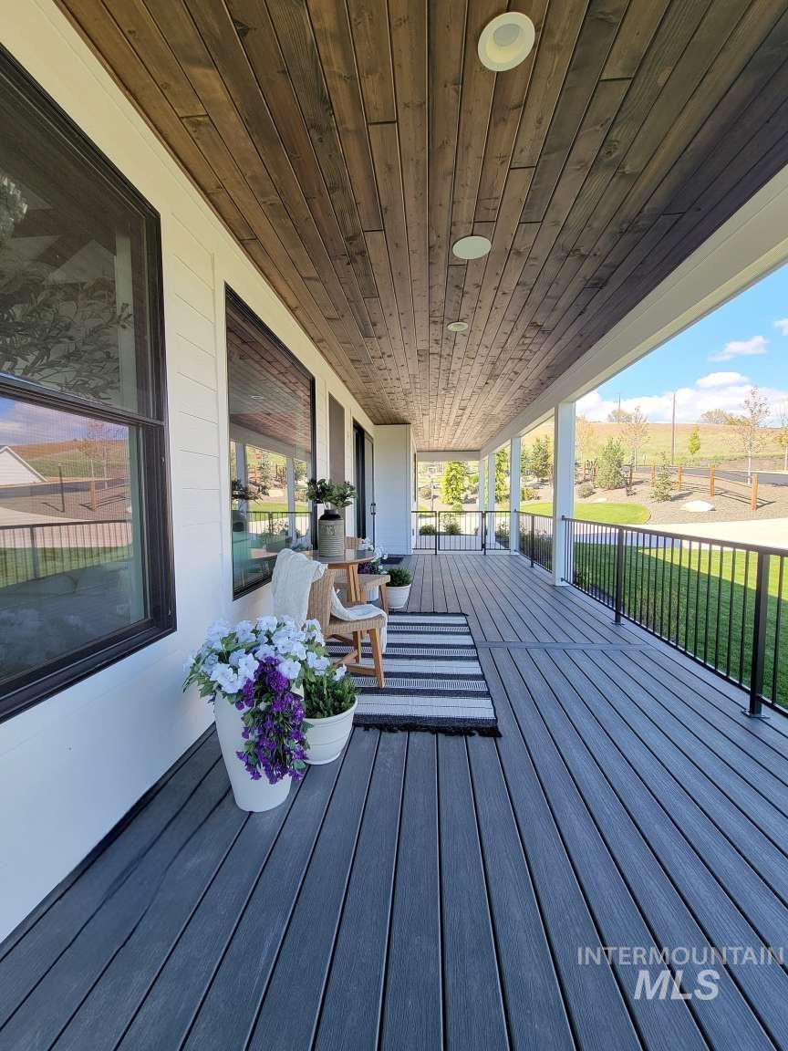 10510 Ryken Meadows Ln, Star, Idaho 83669, 3 Bedrooms, 3 Bathrooms, Residential For Sale, Price $1,324,900,MLS 98983610