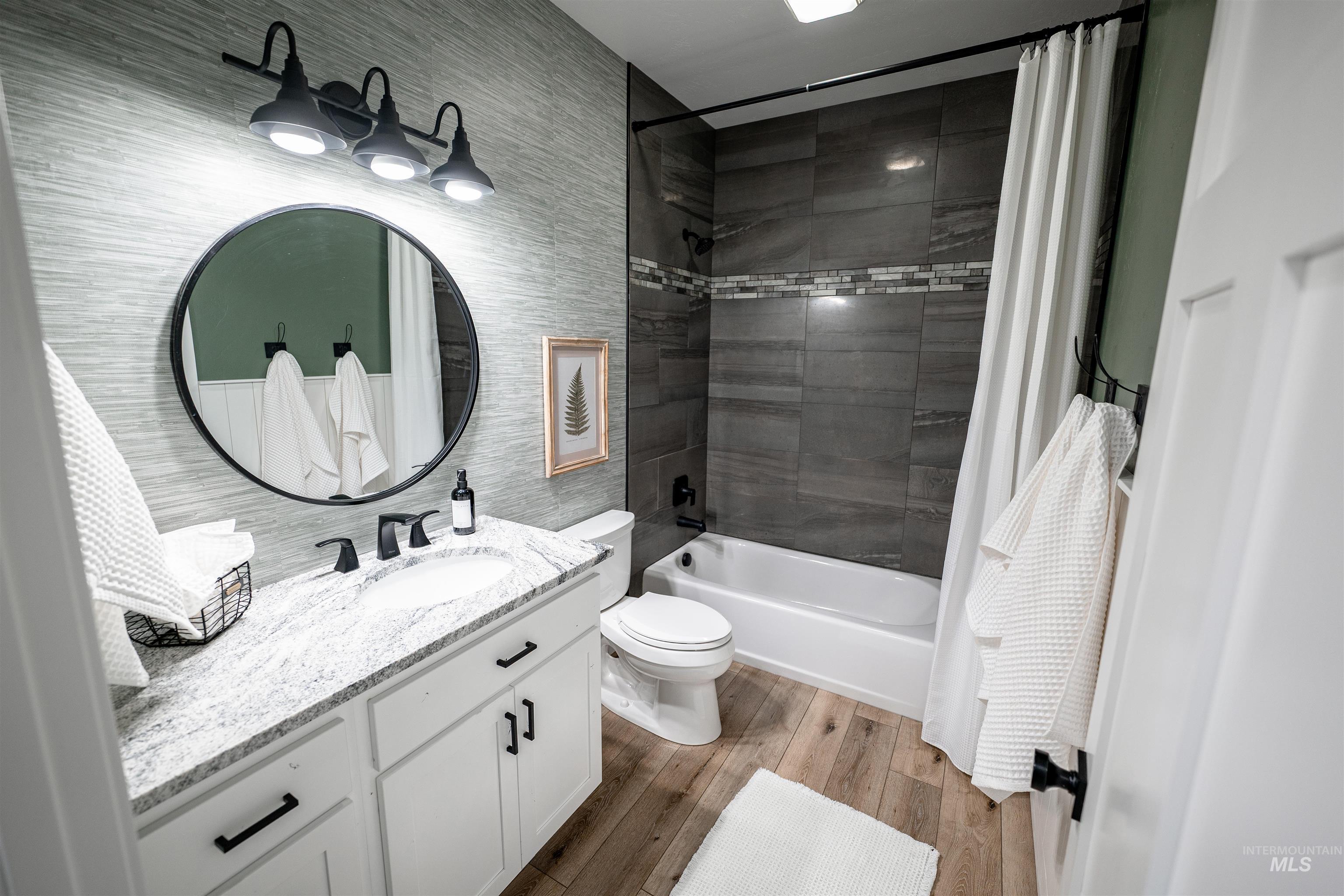 1506 E 4448 N, Buhl, Idaho 83316, 5 Bedrooms, 4.5 Bathrooms, Residential For Sale, Price $1,429,000, 98983613