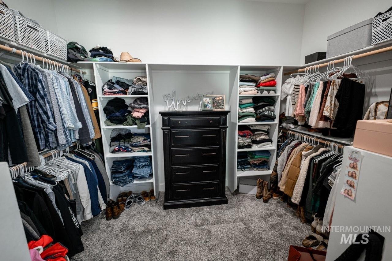 1506 E 4448 N, Buhl, Idaho 83316, 5 Bedrooms, 4.5 Bathrooms, Residential For Sale, Price $1,429,000, 98983613