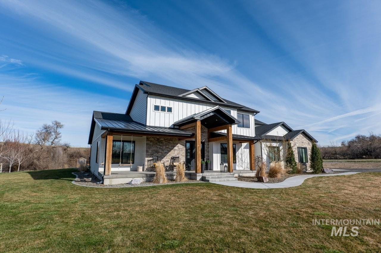 1506 E 4448 N, Buhl, Idaho 83316, 5 Bedrooms, 4.5 Bathrooms, Residential For Sale, Price $1,429,000, 98983613