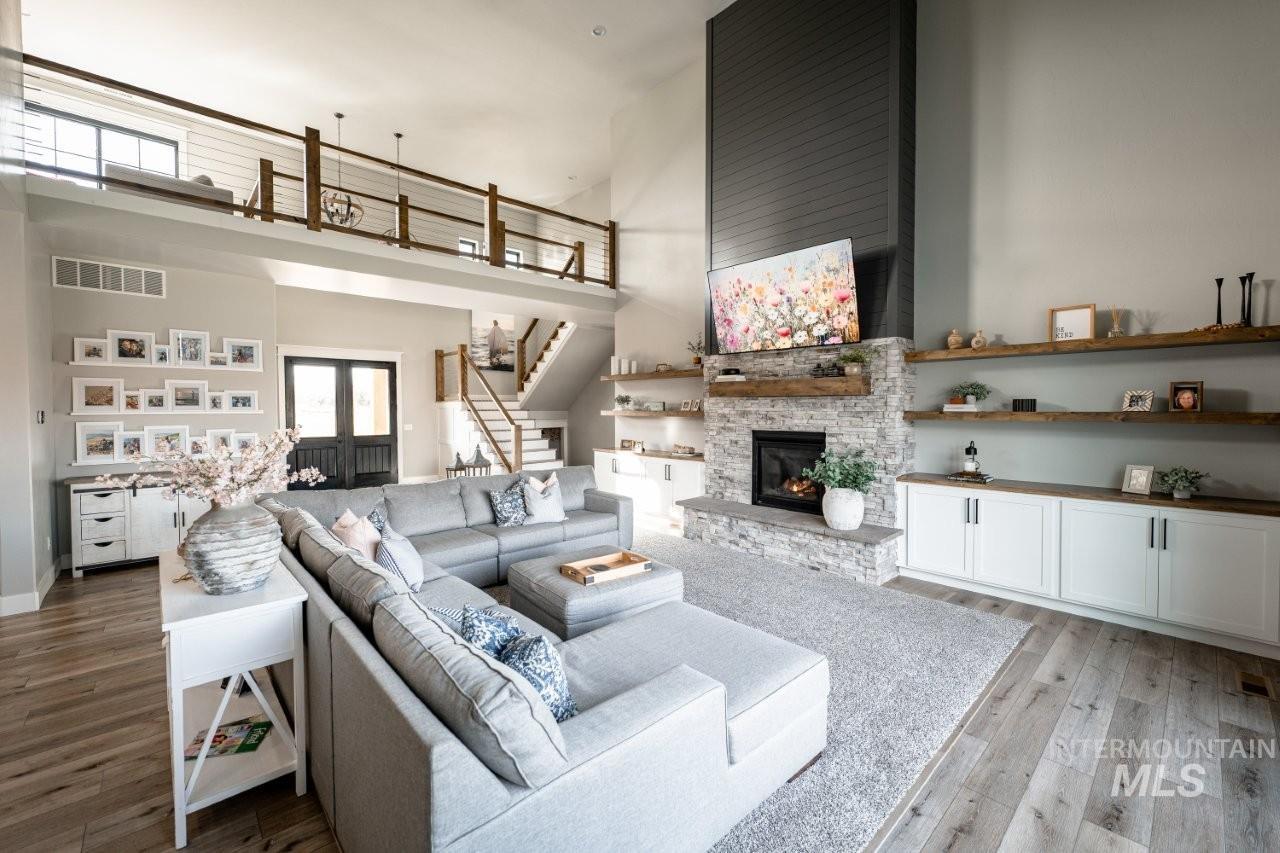 1506 E 4448 N, Buhl, Idaho 83316, 5 Bedrooms, 4.5 Bathrooms, Residential For Sale, Price $1,429,000, 98983613