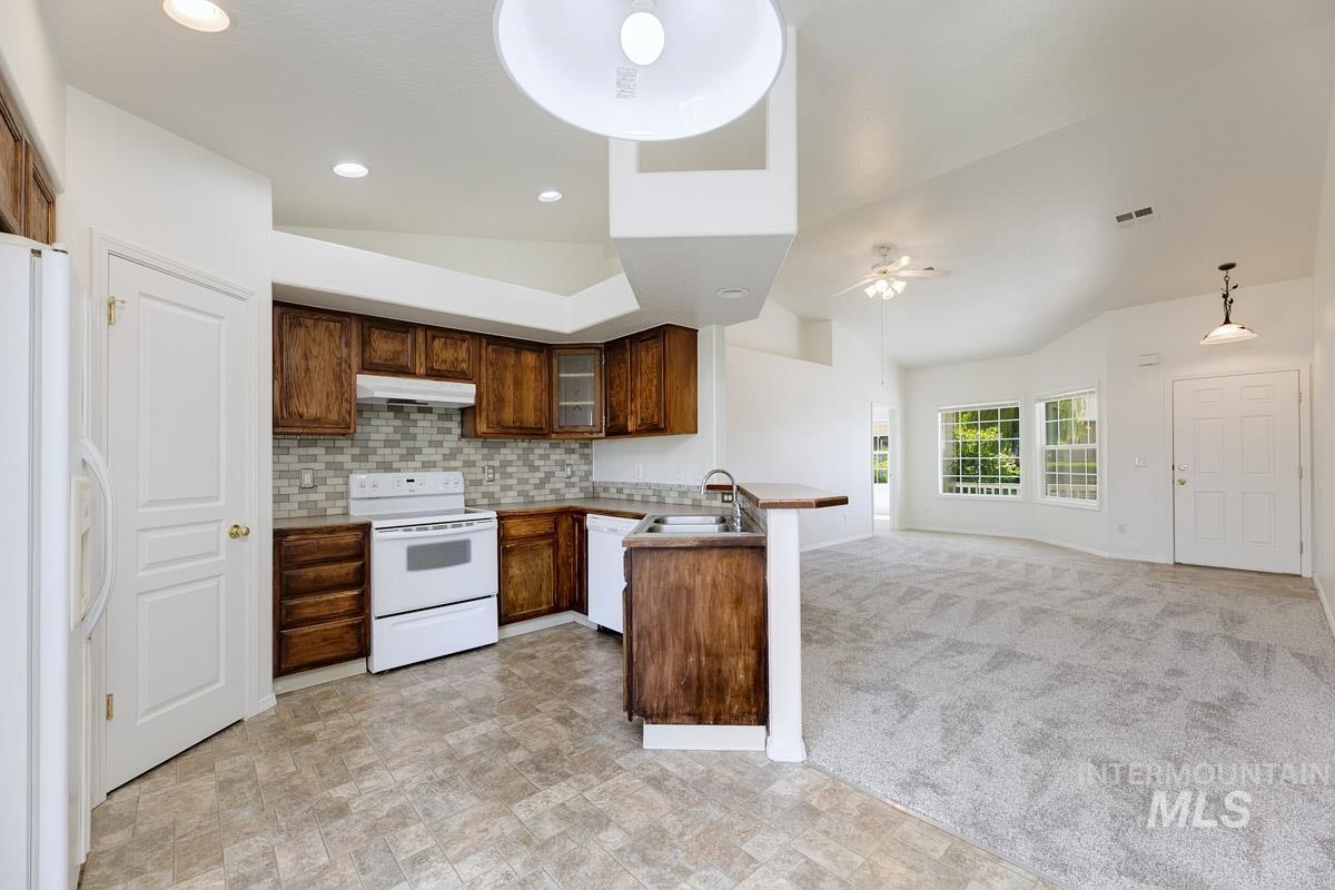 5421 Compass Way, Caldwell, Idaho 83607, 4 Bedrooms, 2 Bathrooms, Residential For Sale, Price $349,900,MLS 98983615