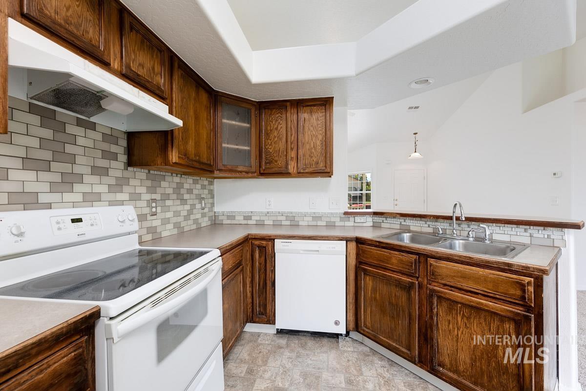 5421 Compass Way, Caldwell, Idaho 83607, 4 Bedrooms, 2 Bathrooms, Residential For Sale, Price $349,900,MLS 98983615