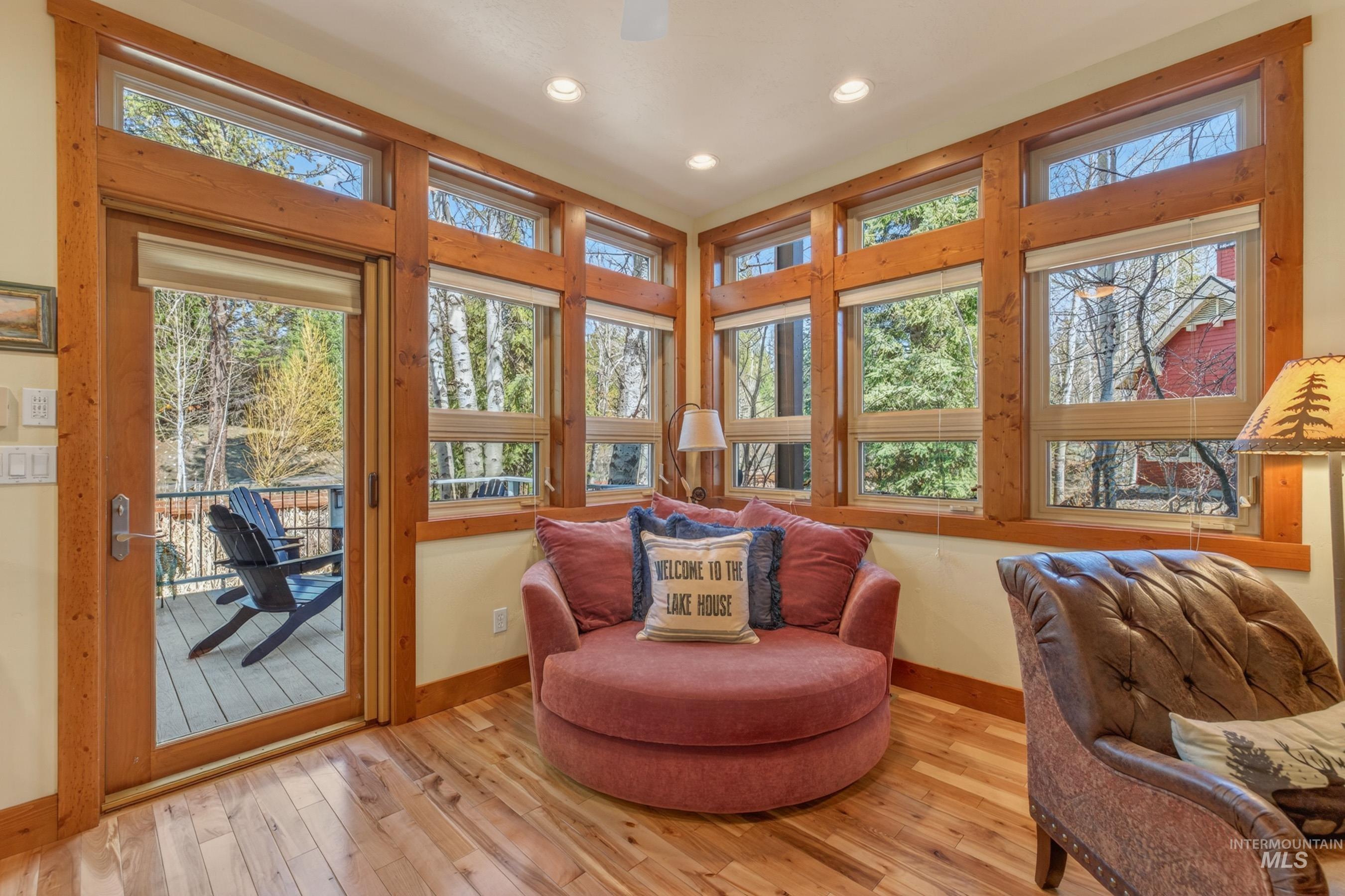 917 Camas, McCall, Idaho 83638, 4 Bedrooms, 3 Bathrooms, Residential For Sale, Price $989,000,MLS 98983617