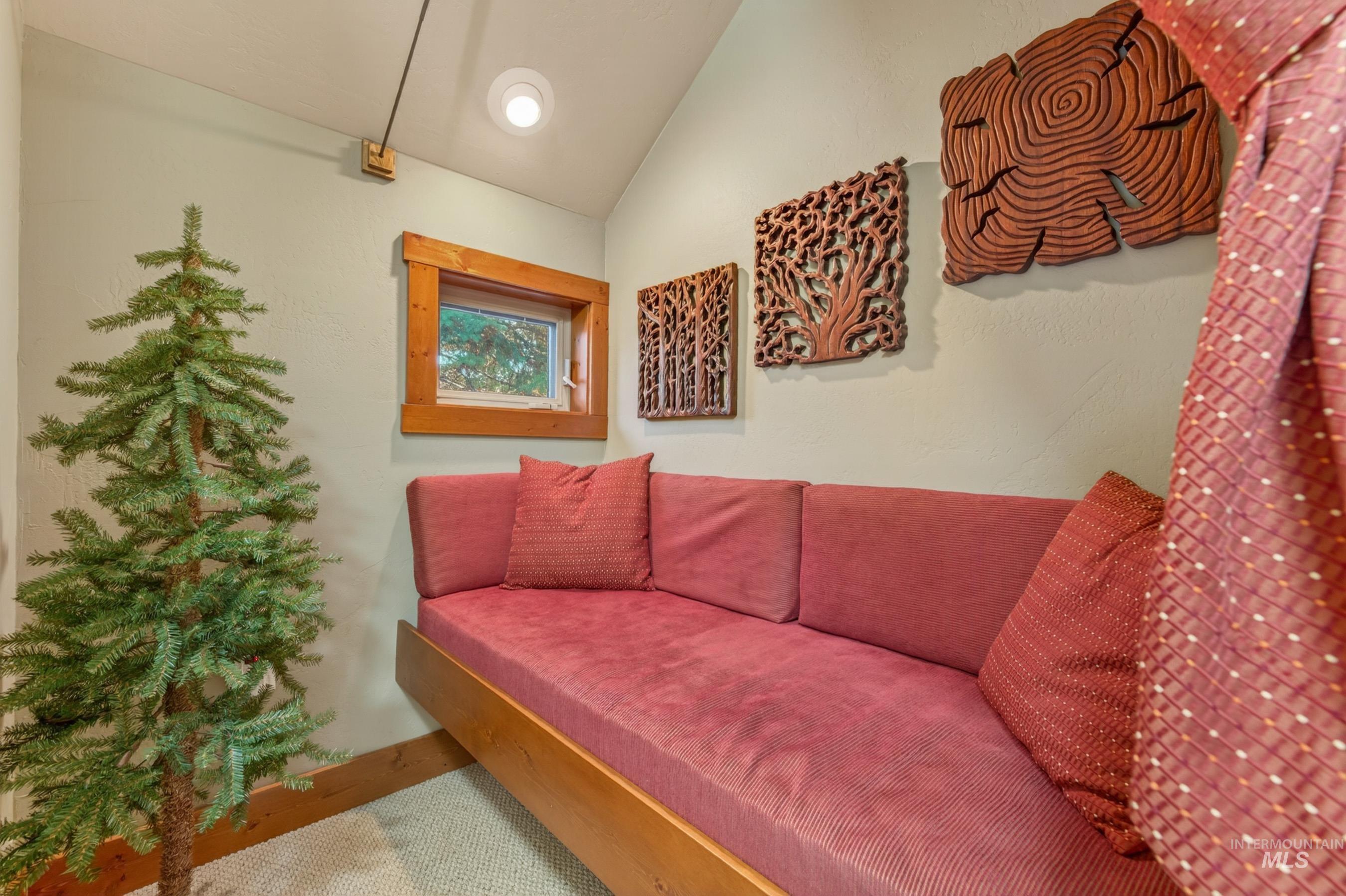 917 Camas, McCall, Idaho 83638, 4 Bedrooms, 3 Bathrooms, Residential For Sale, Price $989,000,MLS 98983617