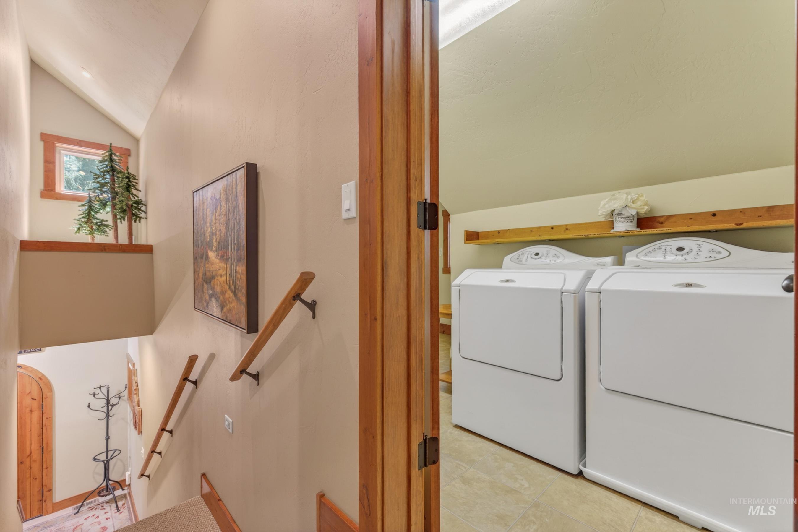 917 Camas, McCall, Idaho 83638, 4 Bedrooms, 3 Bathrooms, Residential For Sale, Price $989,000,MLS 98983617