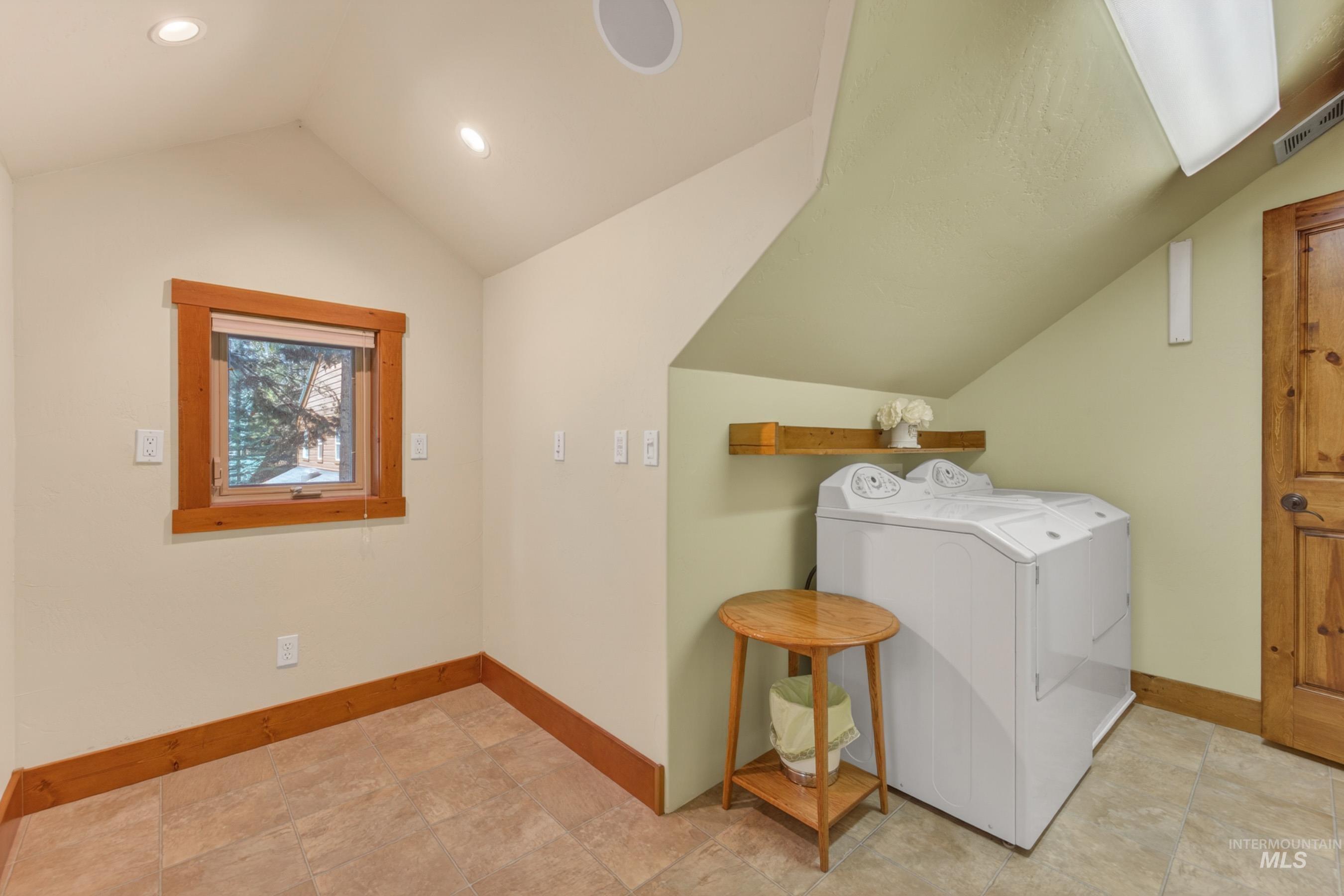 917 Camas, McCall, Idaho 83638, 4 Bedrooms, 3 Bathrooms, Residential For Sale, Price $989,000,MLS 98983617