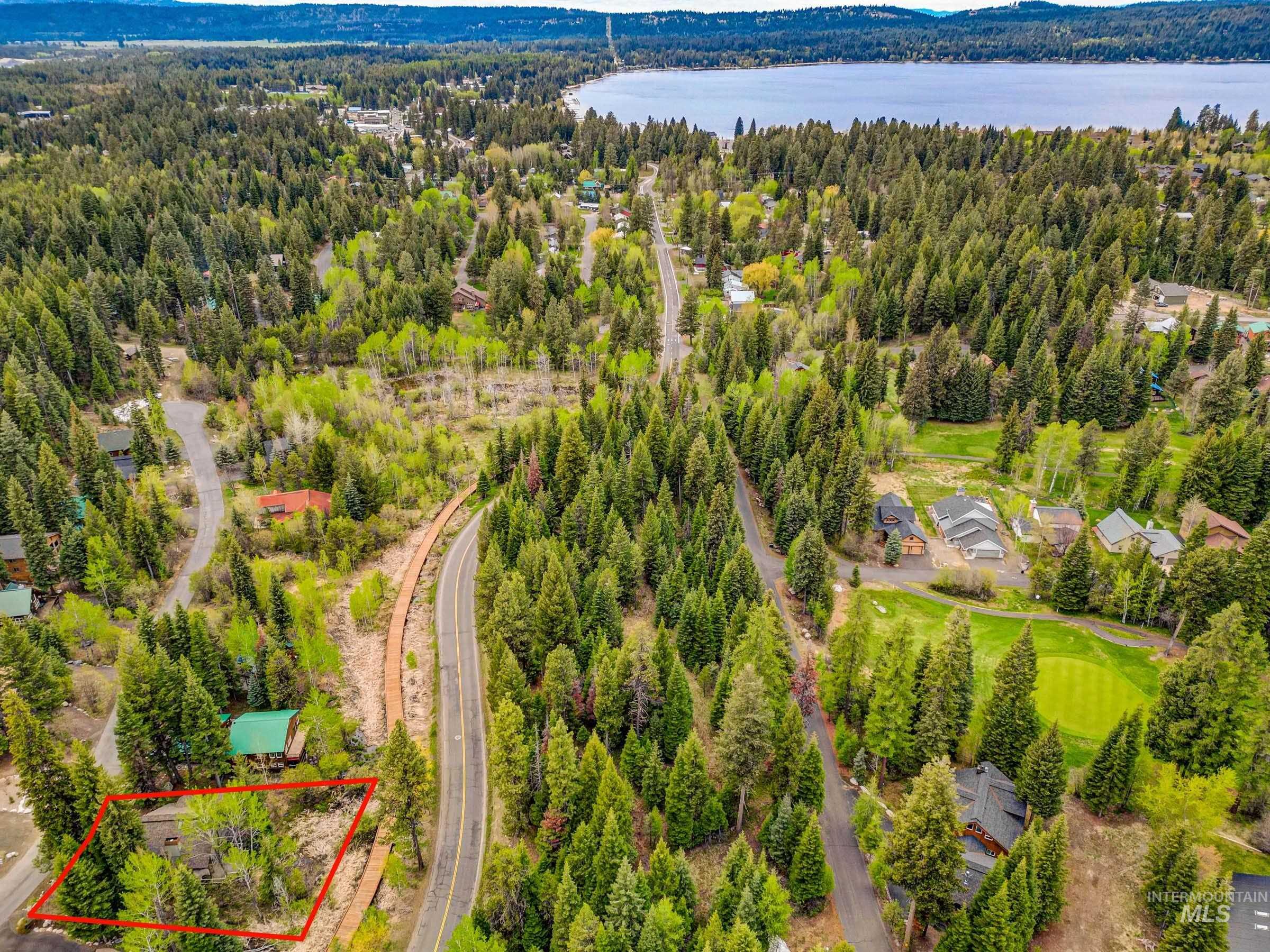 917 Camas, McCall, Idaho 83638, 4 Bedrooms, 3 Bathrooms, Residential For Sale, Price $989,000,MLS 98983617