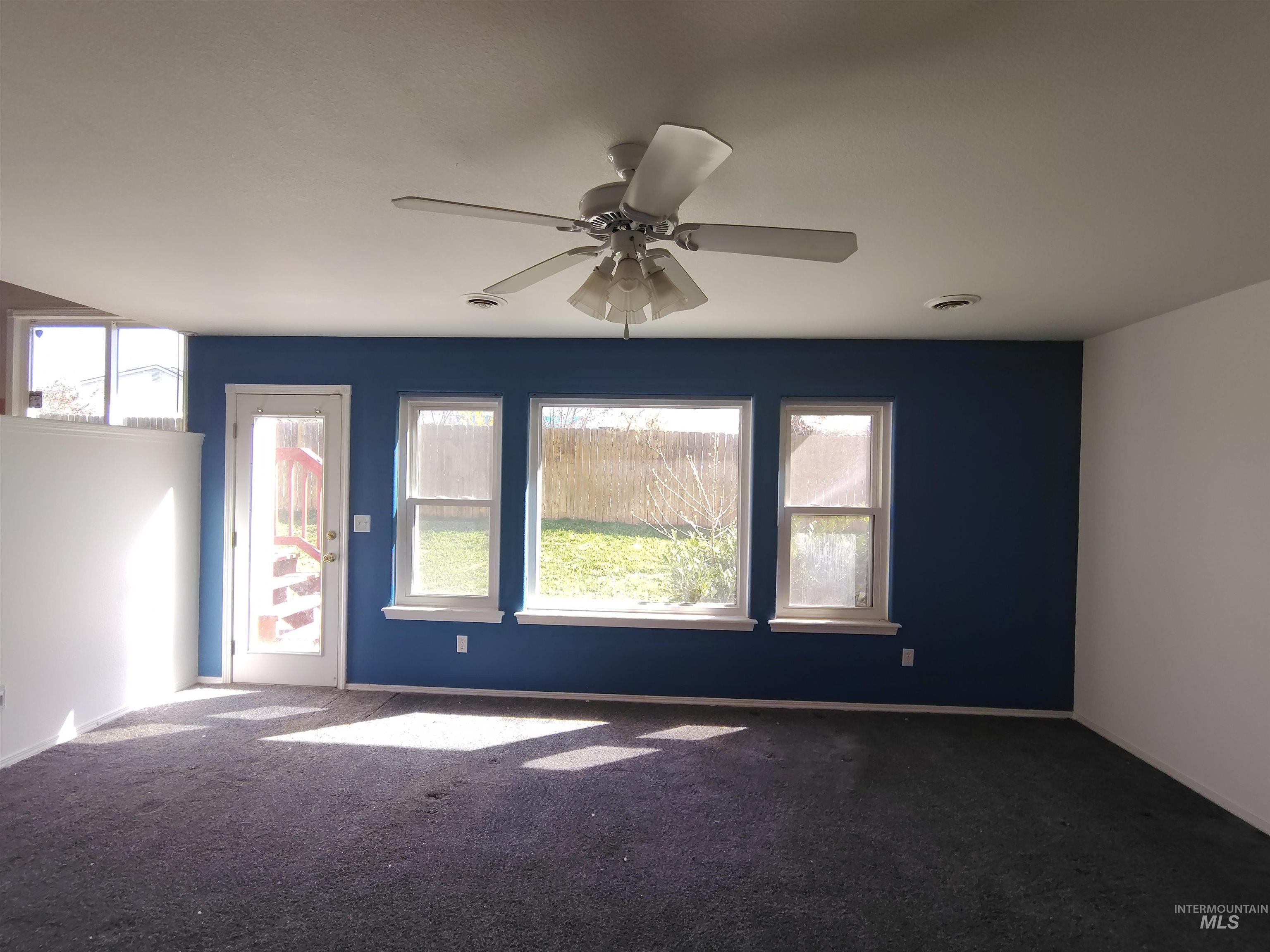 1426 N Tasavol Avenue, Kuna, Idaho 83634, 3 Bedrooms, 3 Bathrooms, Residential For Sale, Price $370,000,MLS 98983618