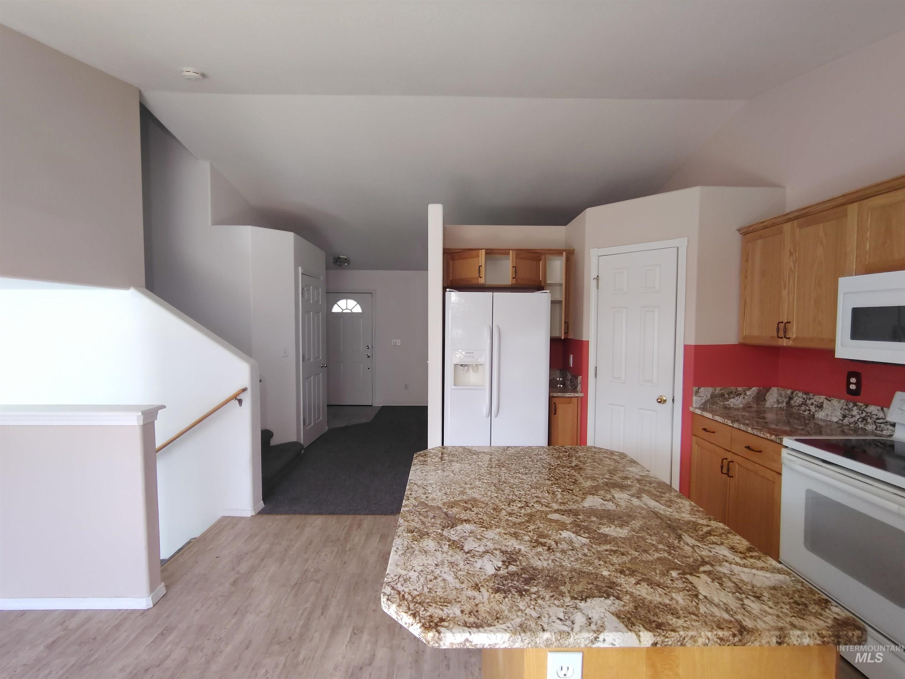 1426 N Tasavol Avenue, Kuna, Idaho 83634, 3 Bedrooms, 3 Bathrooms, Residential For Sale, Price $370,000,MLS 98983618