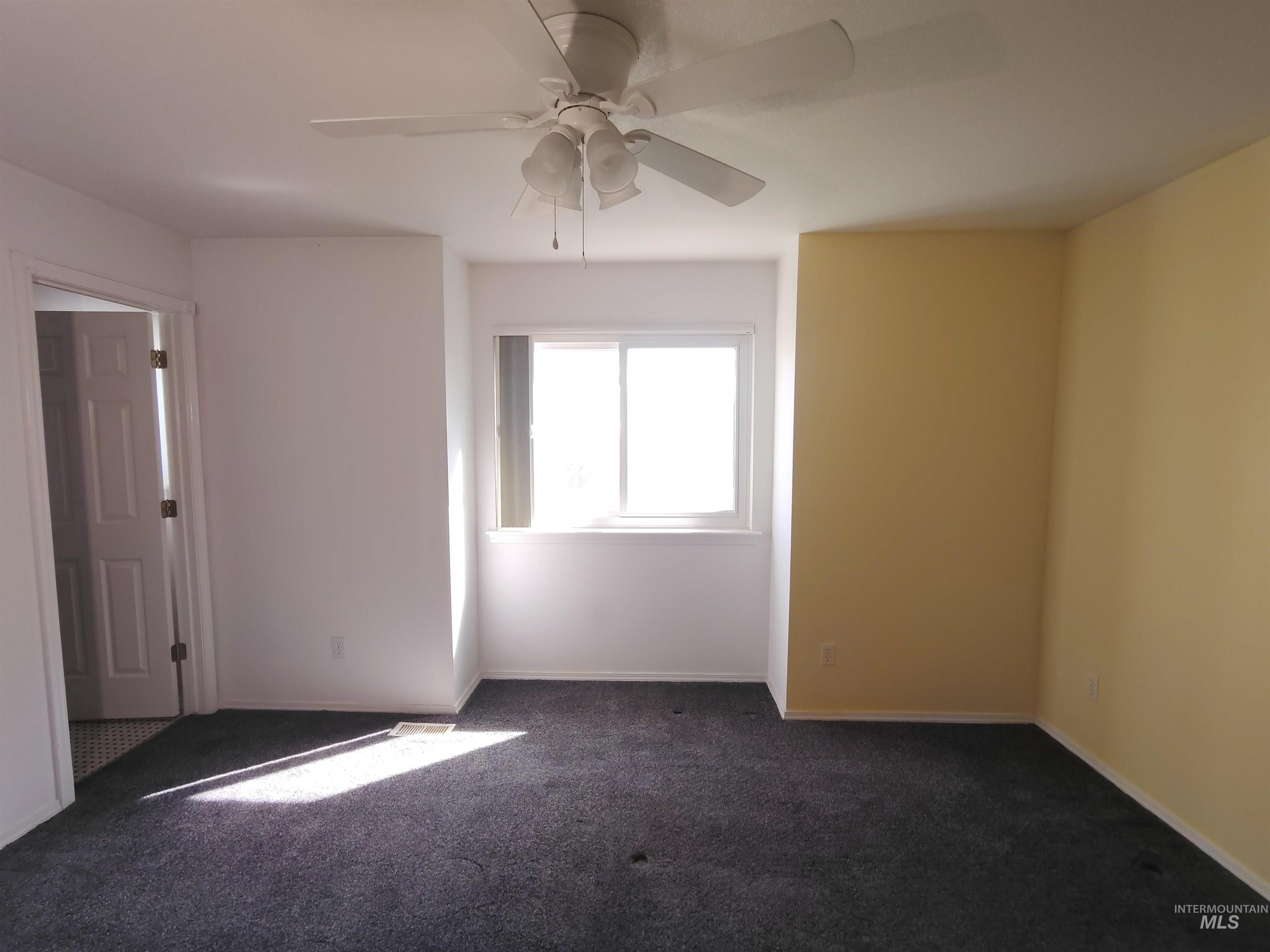 1426 N Tasavol Avenue, Kuna, Idaho 83634, 3 Bedrooms, 3 Bathrooms, Residential For Sale, Price $370,000,MLS 98983618