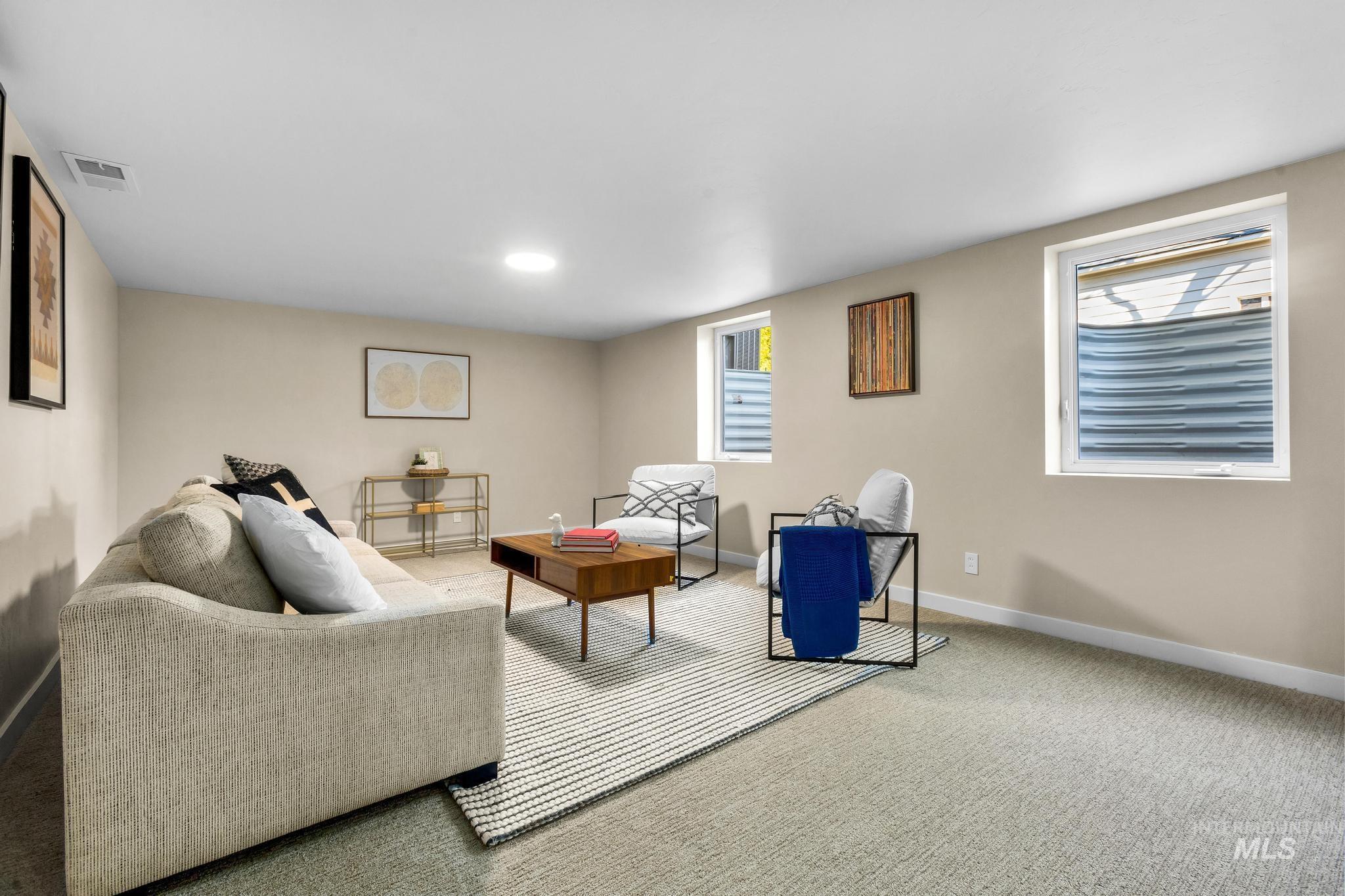 801 S 18th Ave, Caldwell, Idaho 83605, 5 Bedrooms, 2 Bathrooms, Residential For Sale, Price $474,900, 98983619