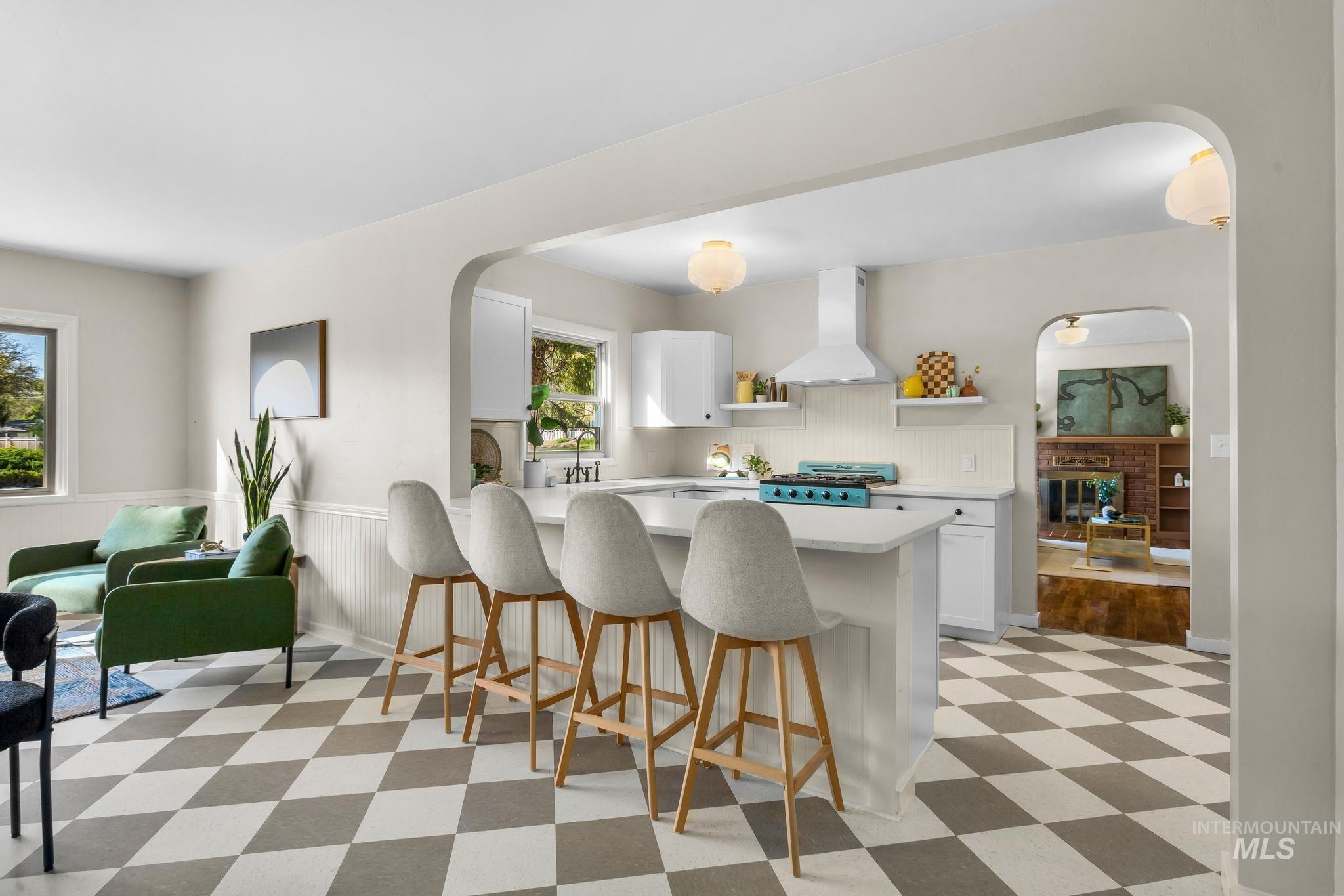 801 S 18th Ave, Caldwell, Idaho 83605, 5 Bedrooms, 2 Bathrooms, Residential For Sale, Price $474,900, 98983619